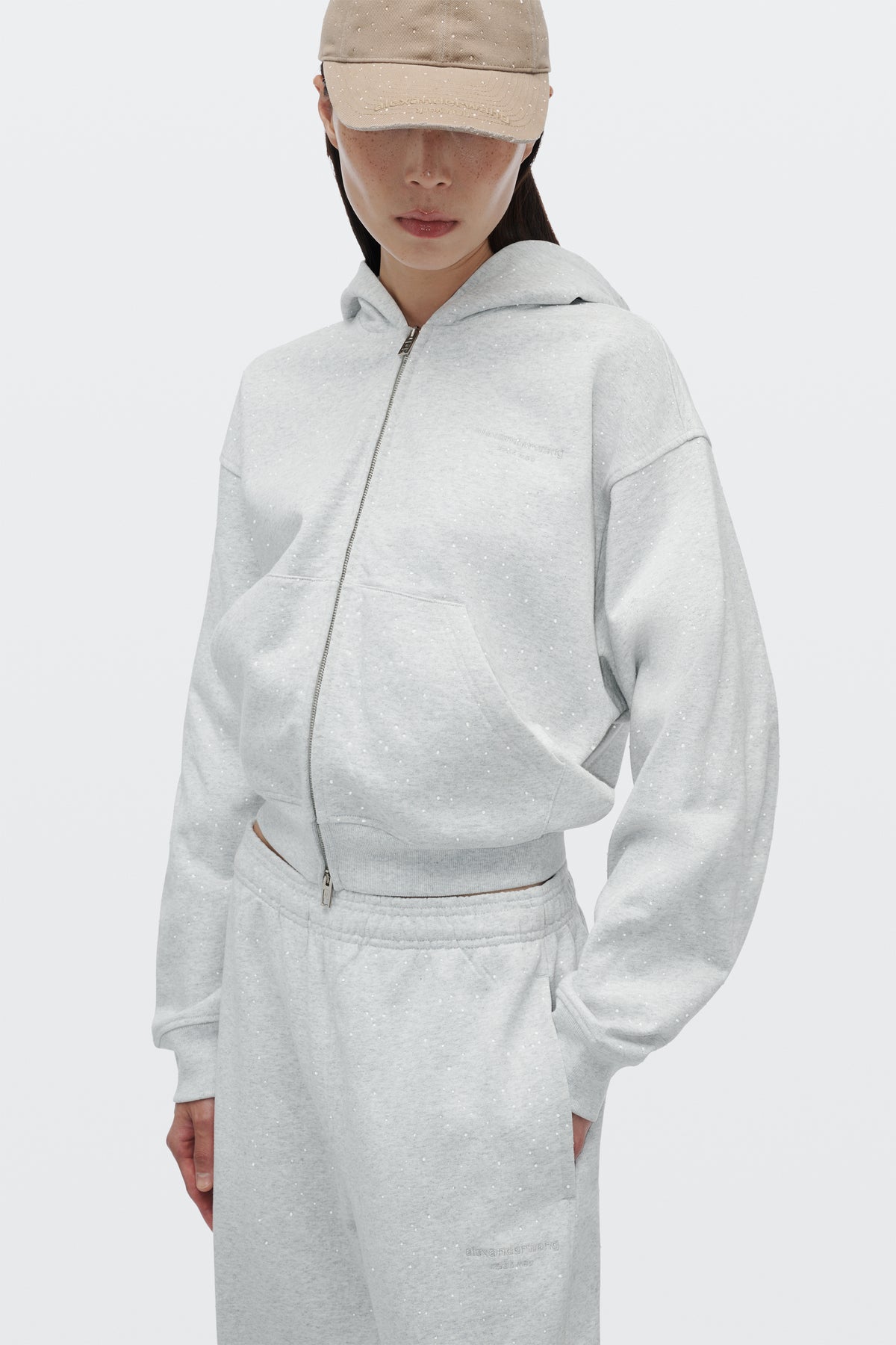 LIGHT HEATHER GREY