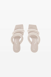 SIMPLY TAUPE