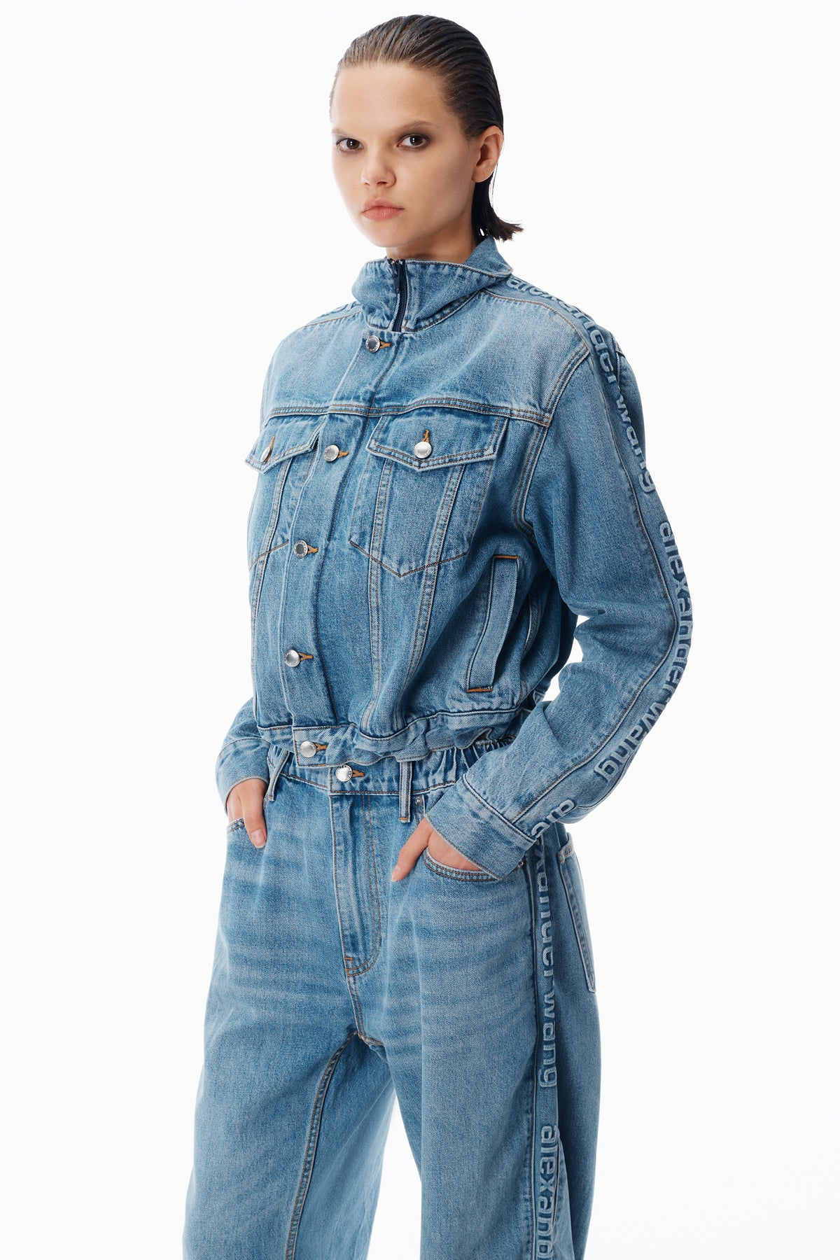 VINTAGE LIGHT INDIGO