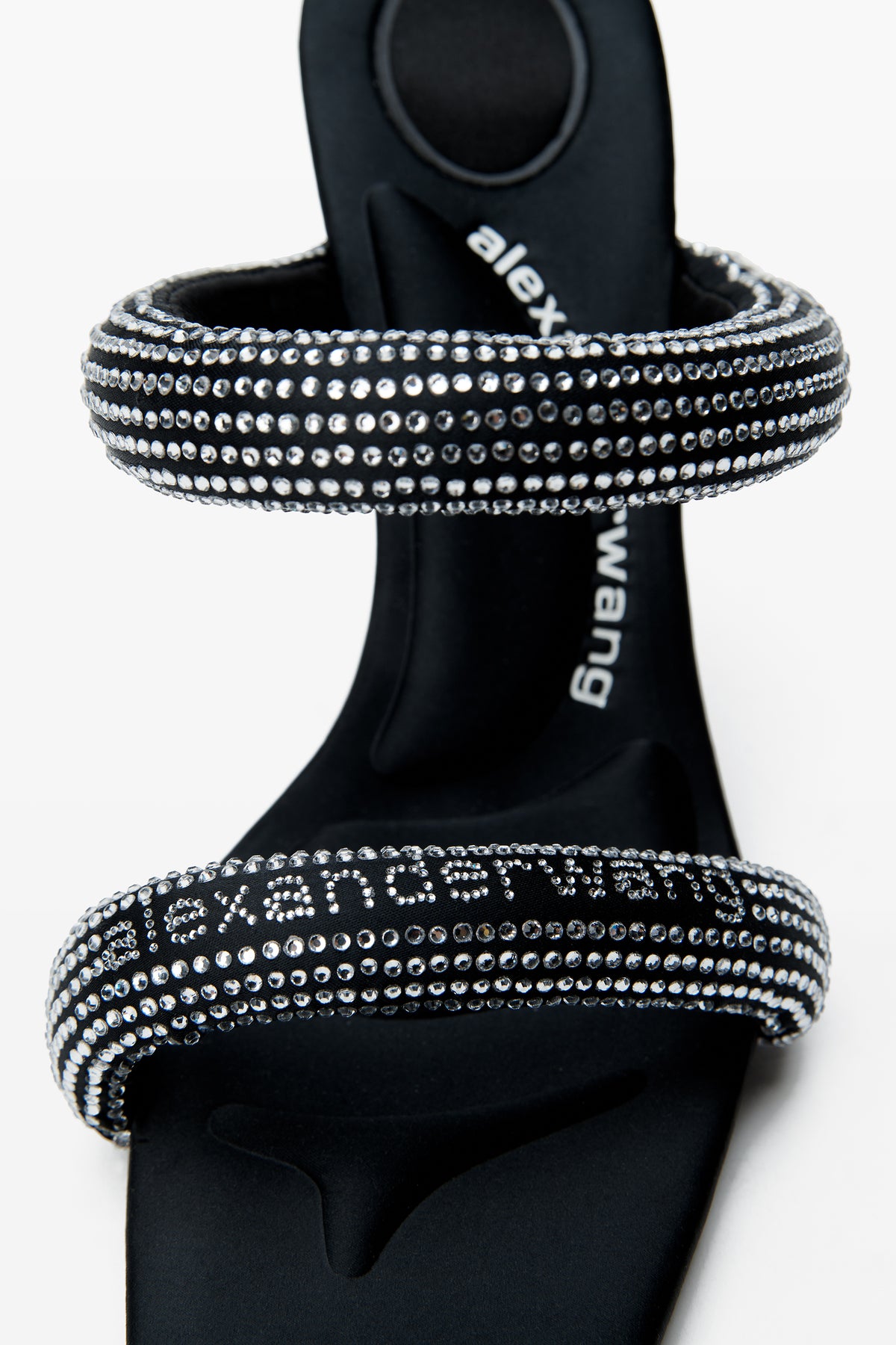BLACK/SILVER