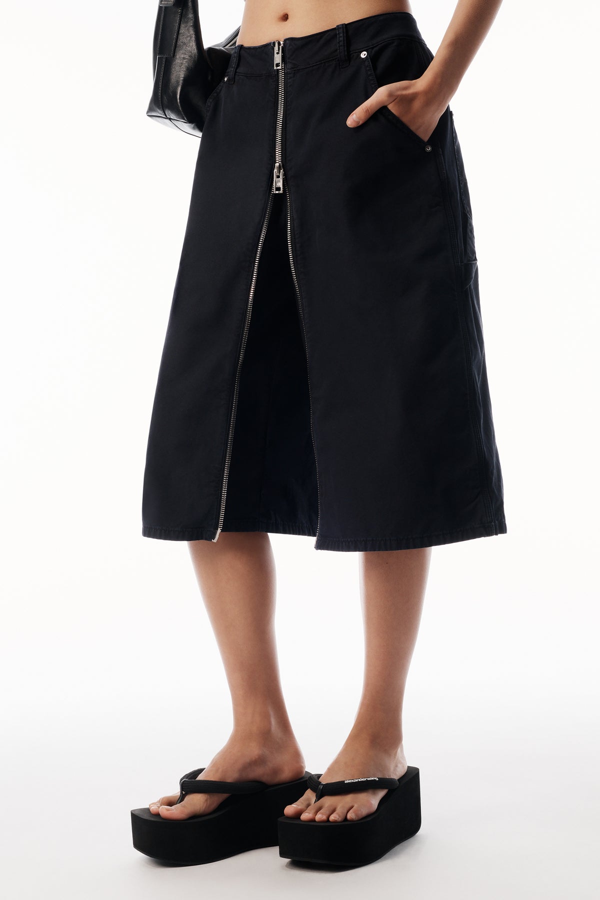 WASHED BLACK