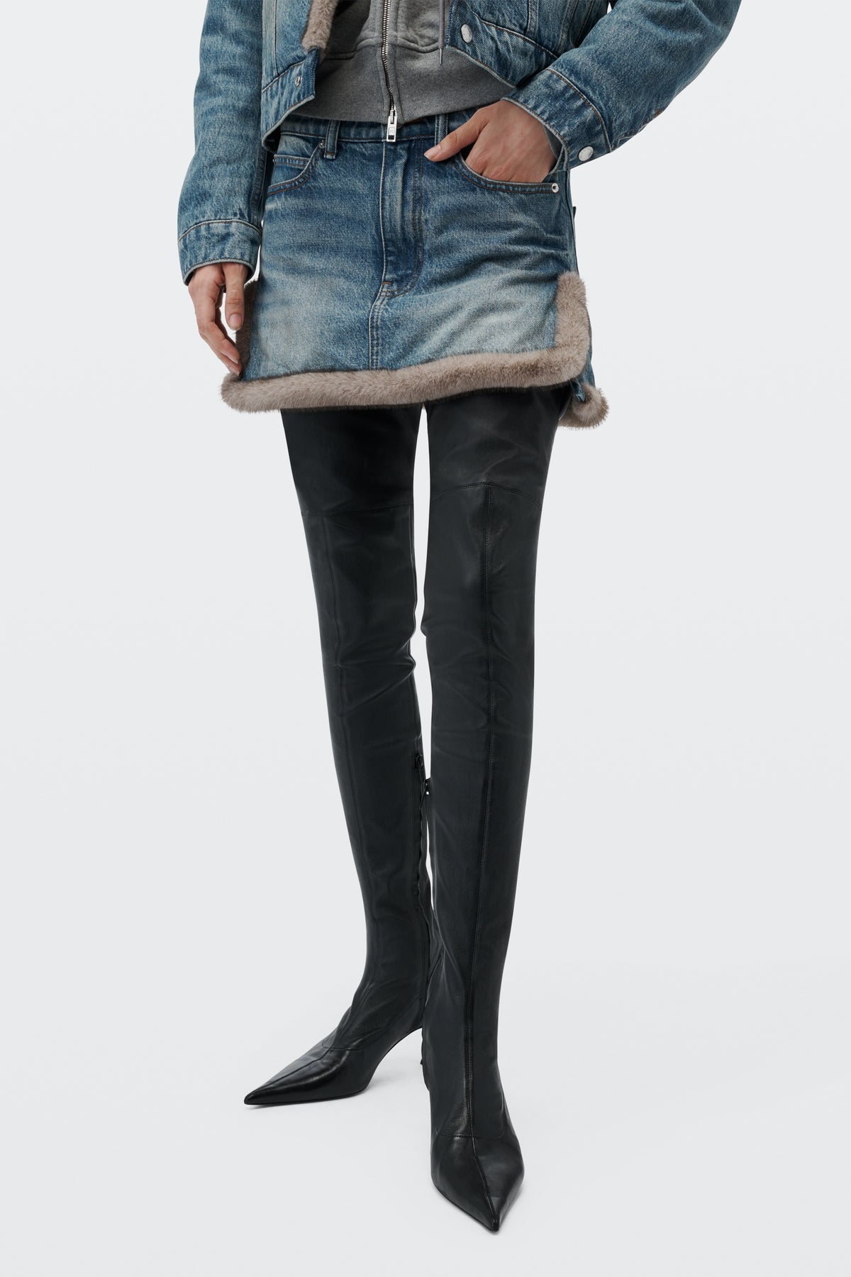 TINTED MEDIUM INDIGO