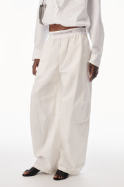 PAPER WHITE