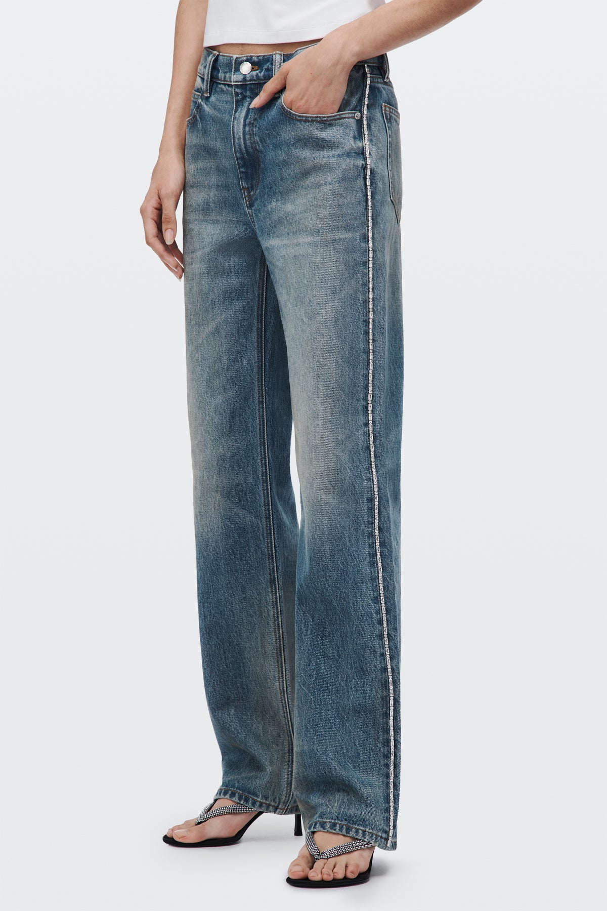 TINTED MEDIUM INDIGO