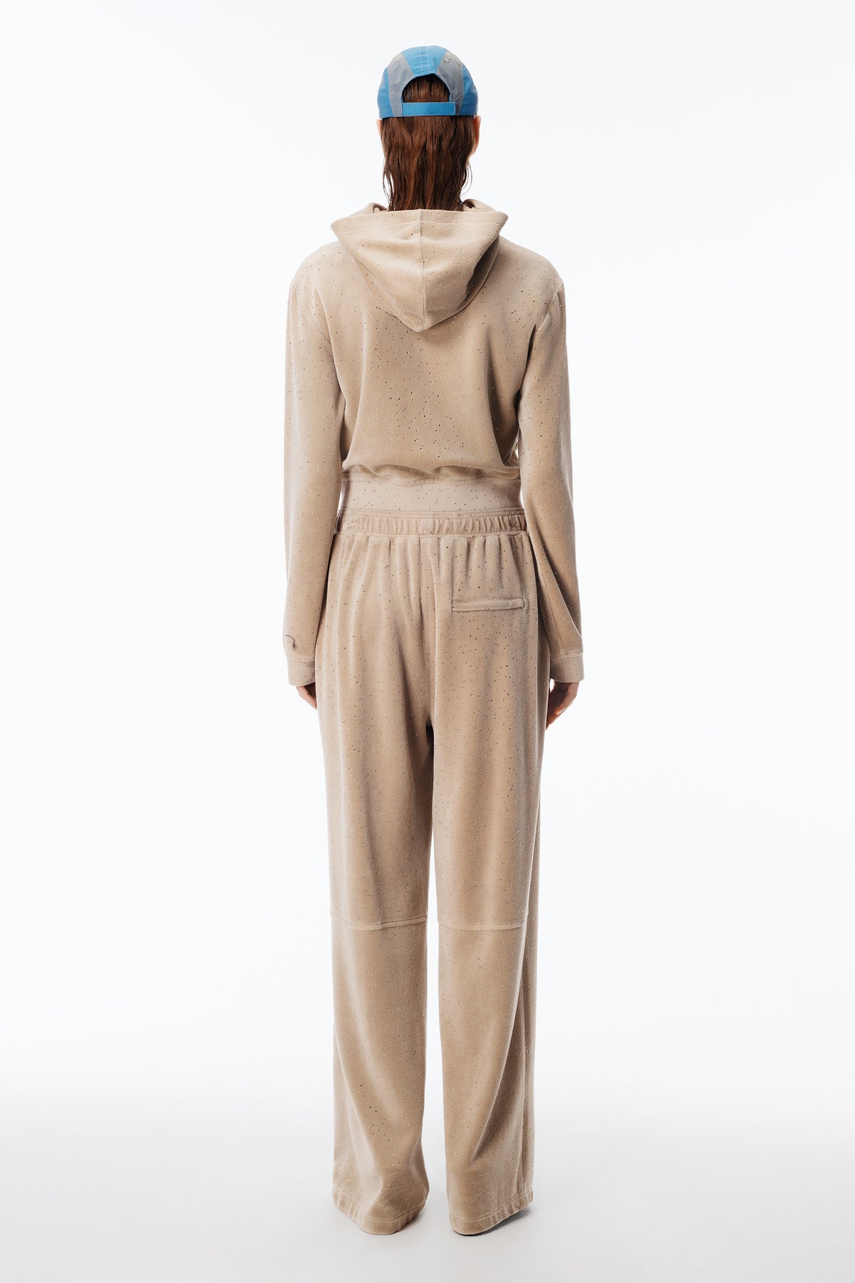 WARM TAUPE
