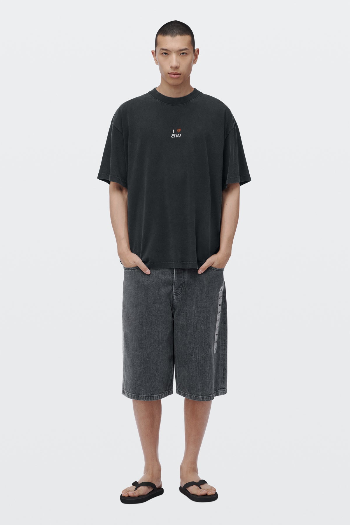 WASHED BLACK