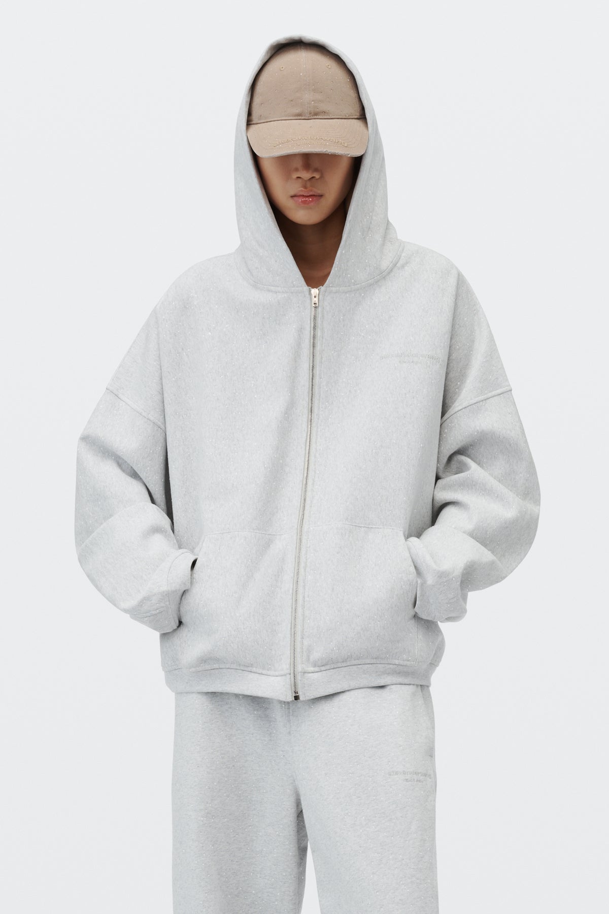 LIGHT HEATHER GREY