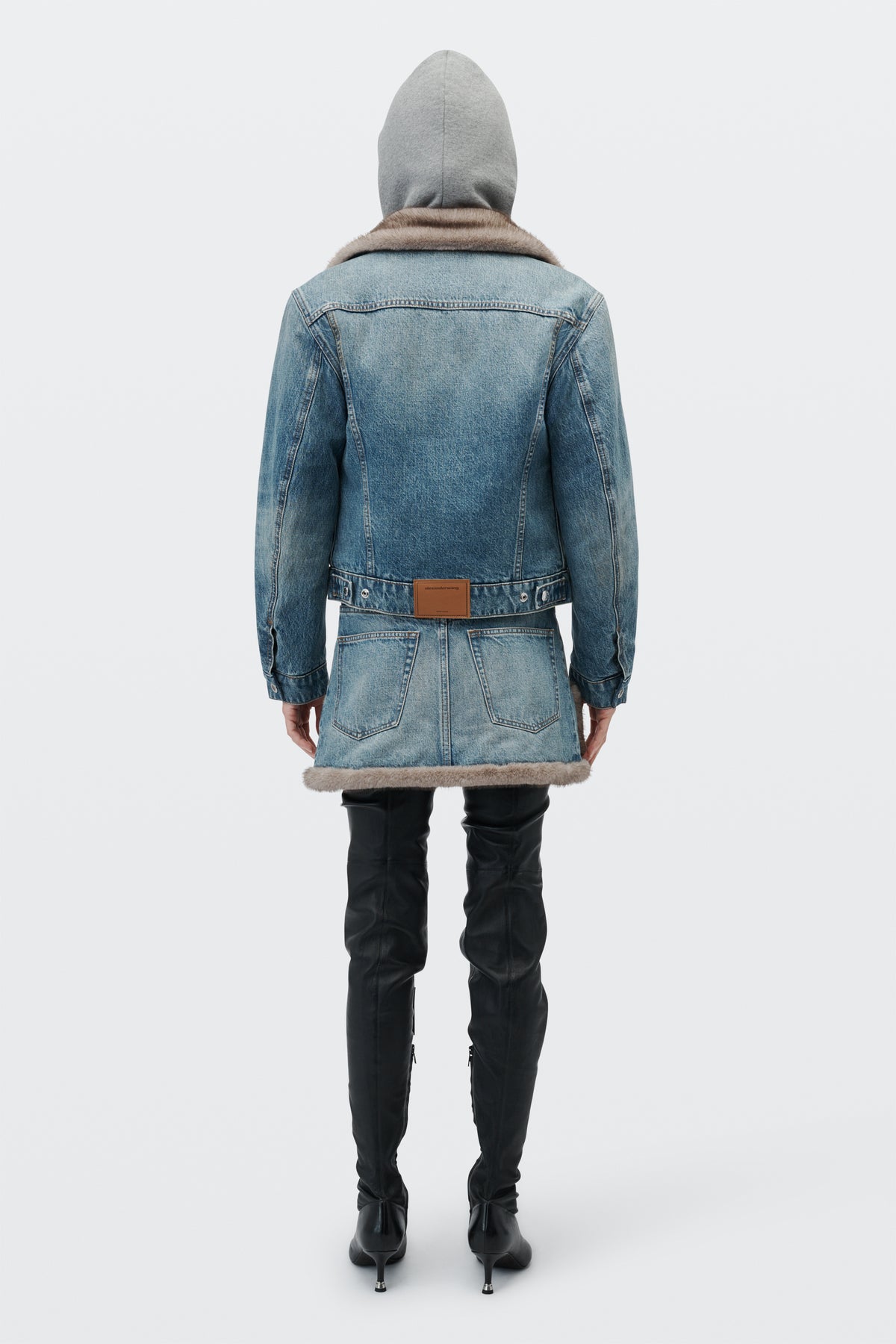 TINTED MEDIUM INDIGO