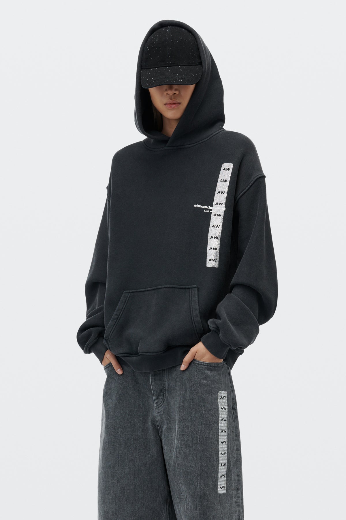 WASHED BLACK