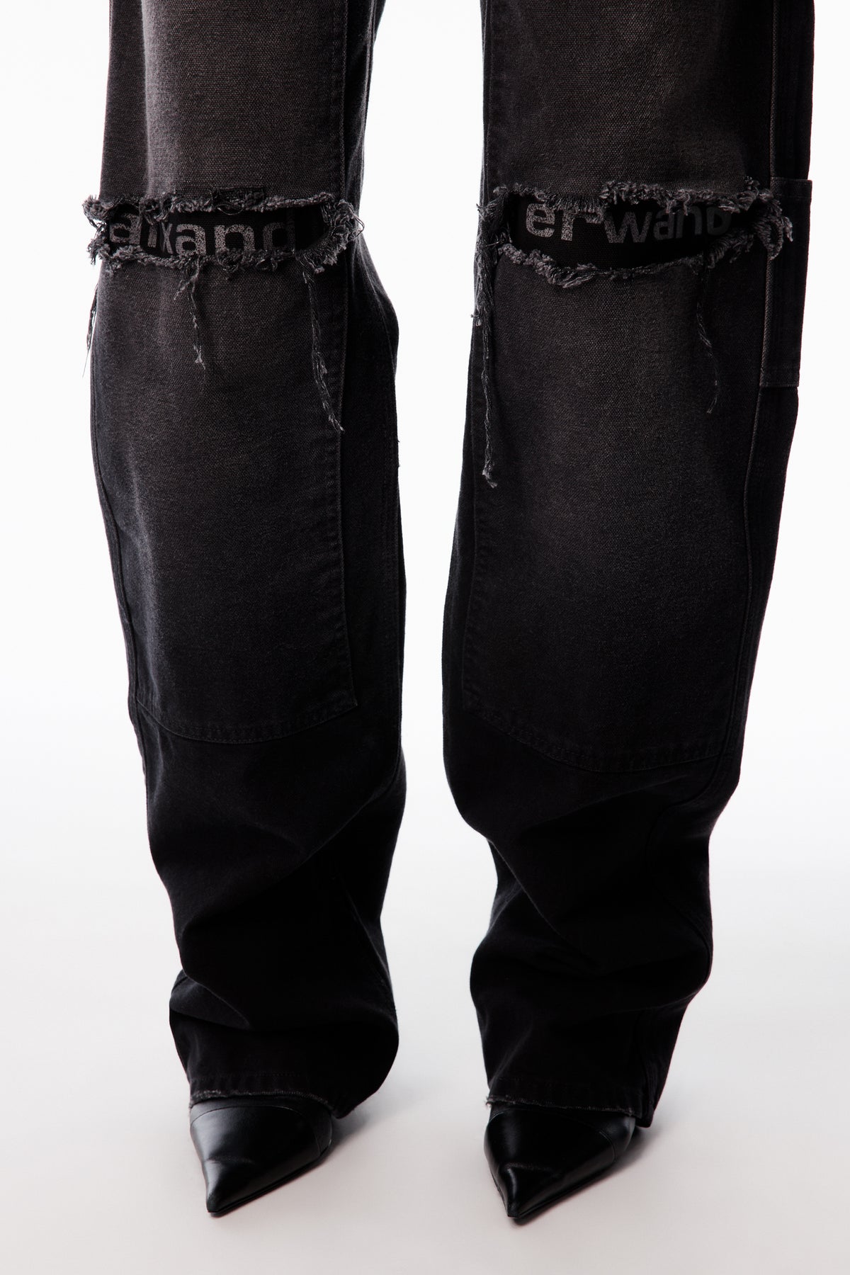 VINTAGE BLACK