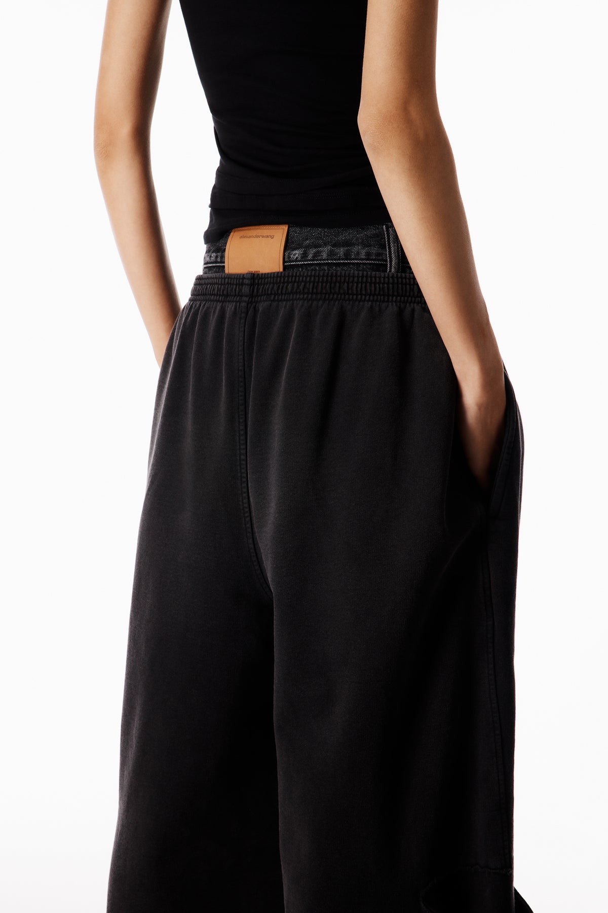 WASHED BLACK