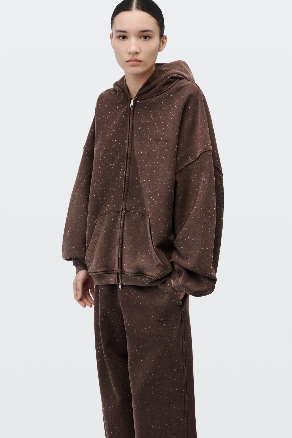 DARK BROWN