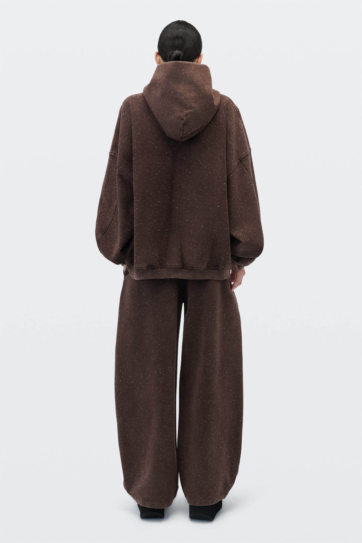 DARK BROWN