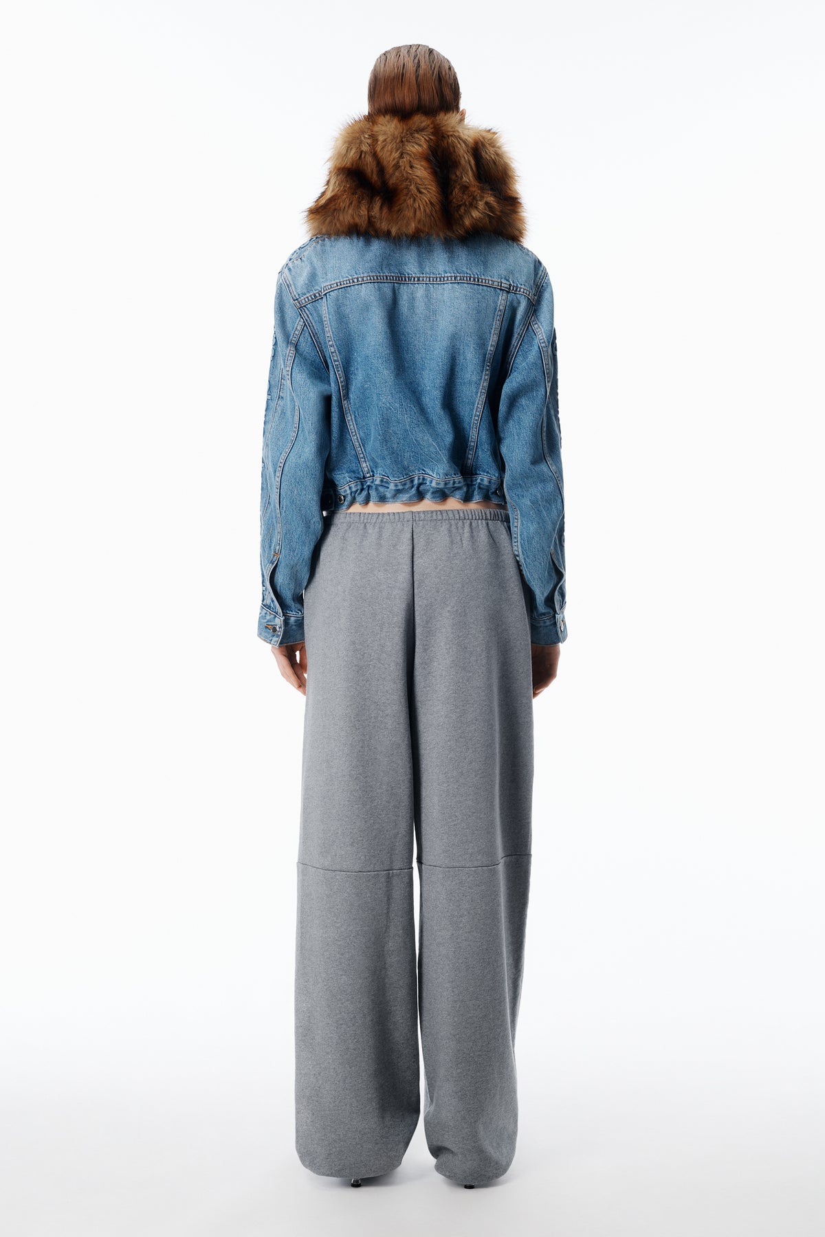 DARK HEATHER GREY