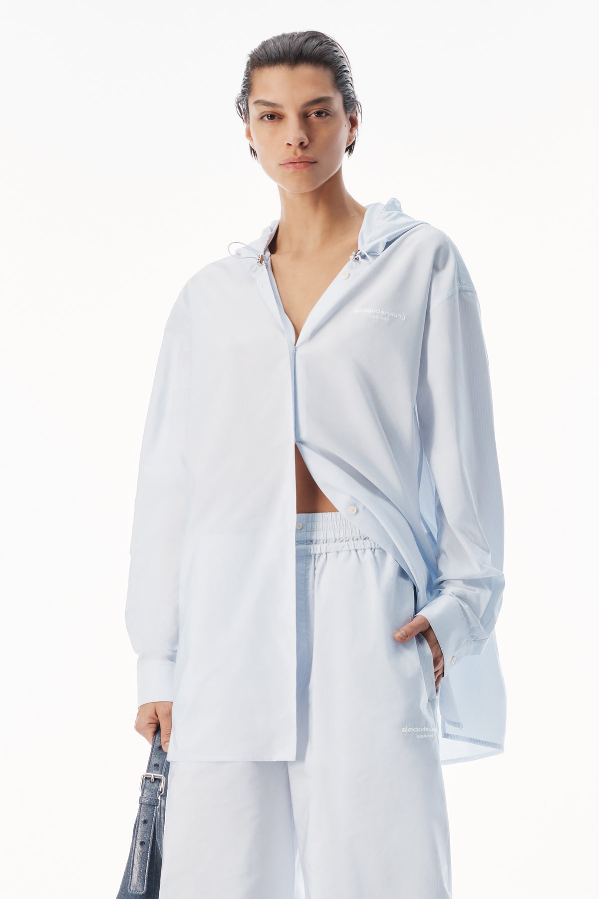 WHITE/BLUE STRIPE
