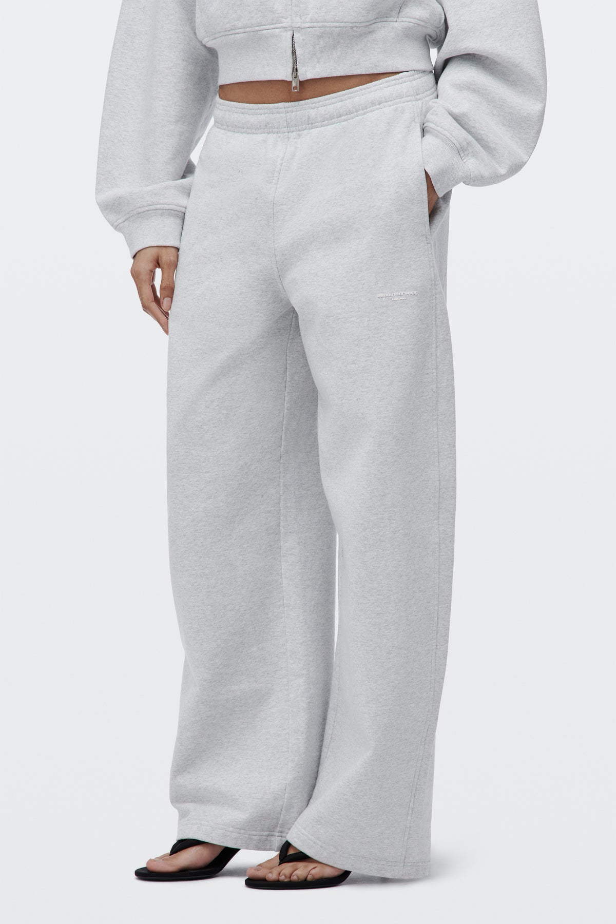 LIGHT HEATHER GREY