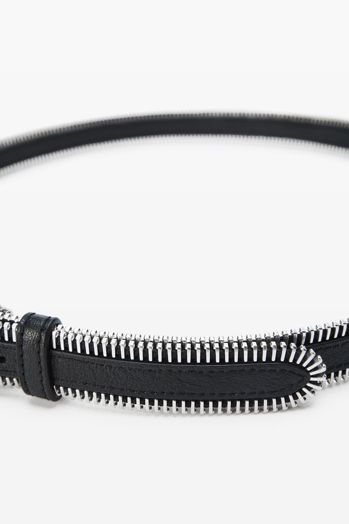 BLACK/SILVER