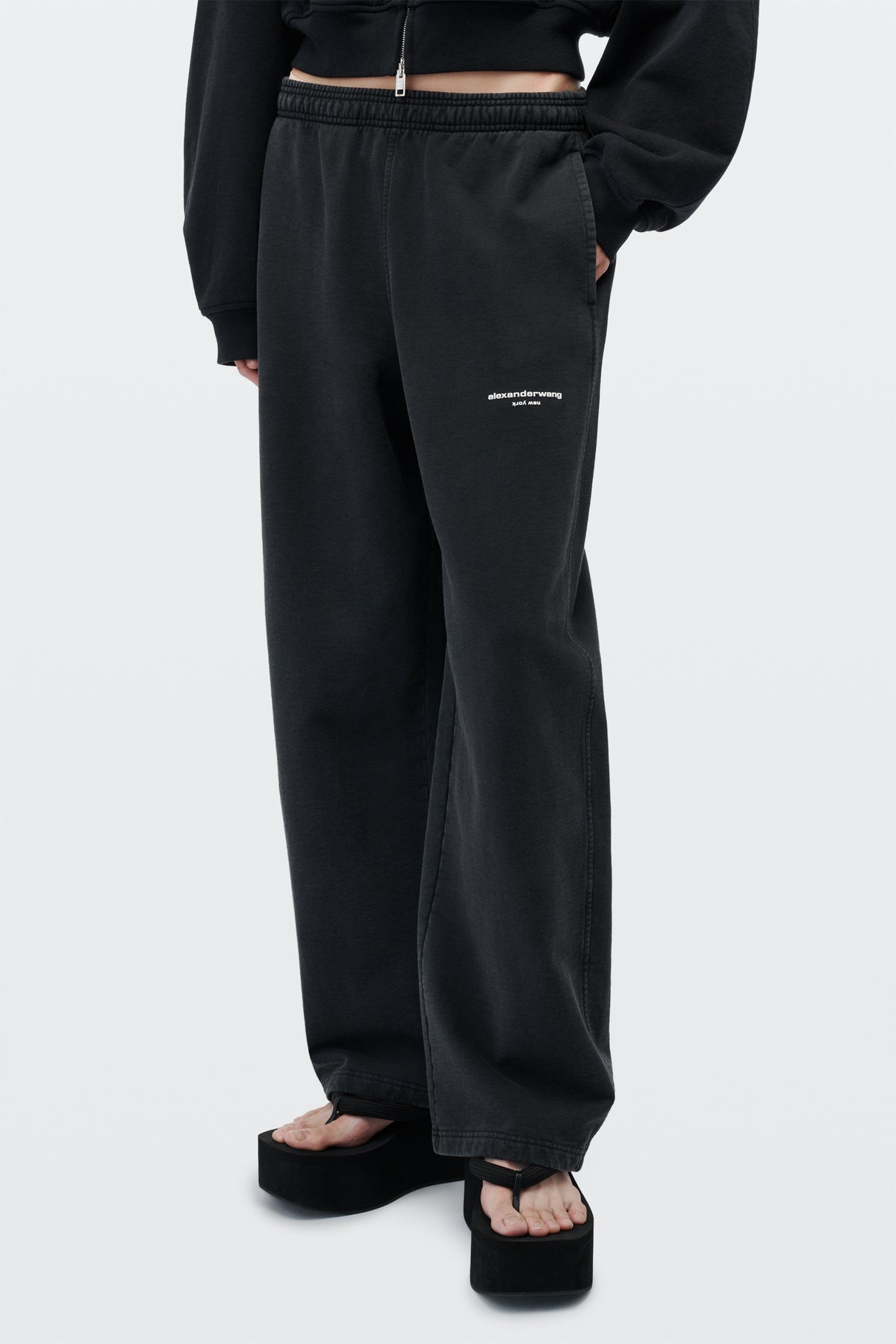 WASHED BLACK