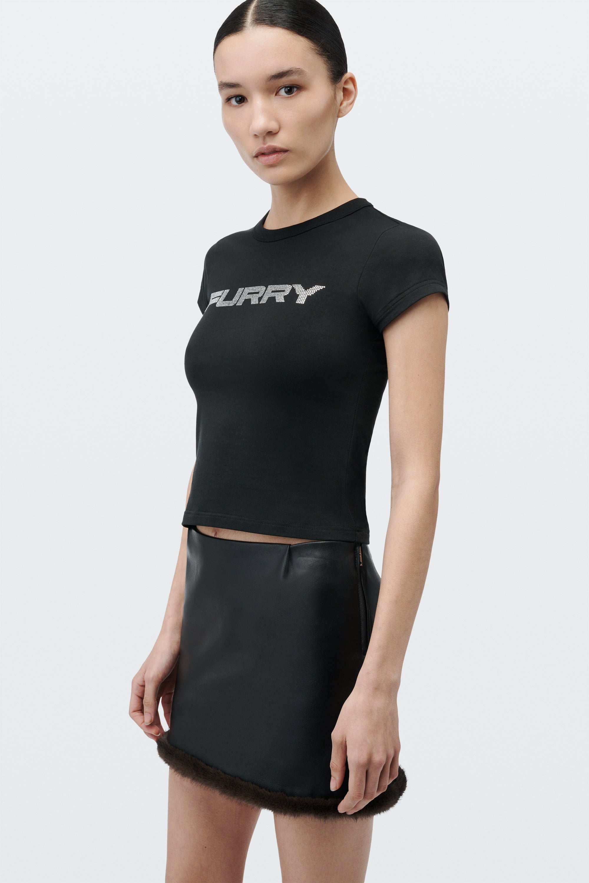 BLACK-outfit_fbaa4c7f-6a24-