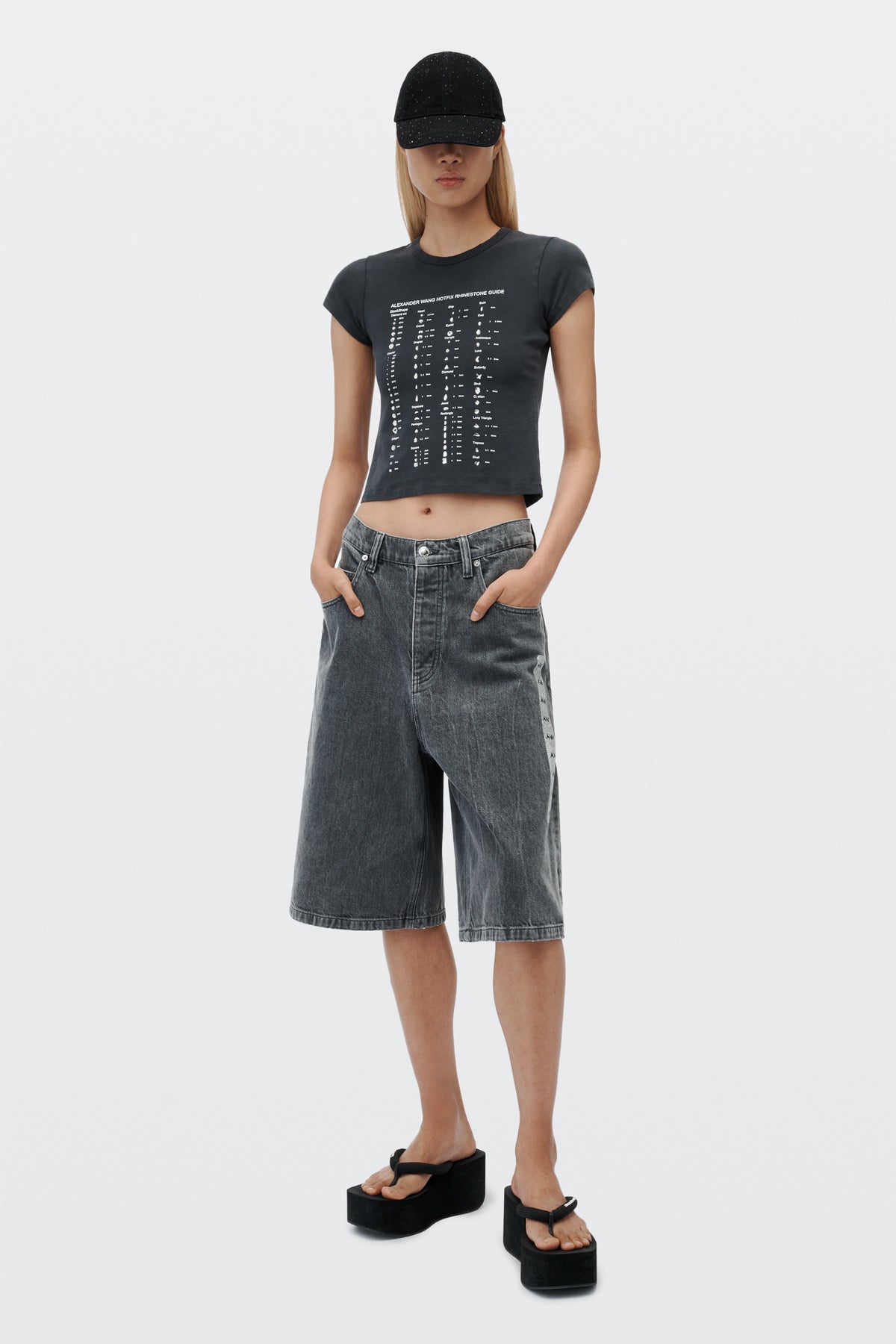 DEEP WASHED GREY