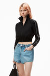 Alexander Wang vintage light indigo short de jogging marathon bouffant en jean avec logo en relief