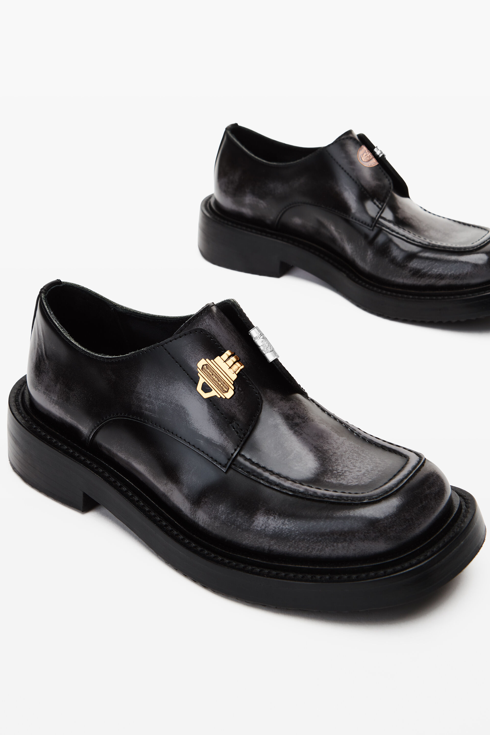 30325F030978R.jpg?sw=1536