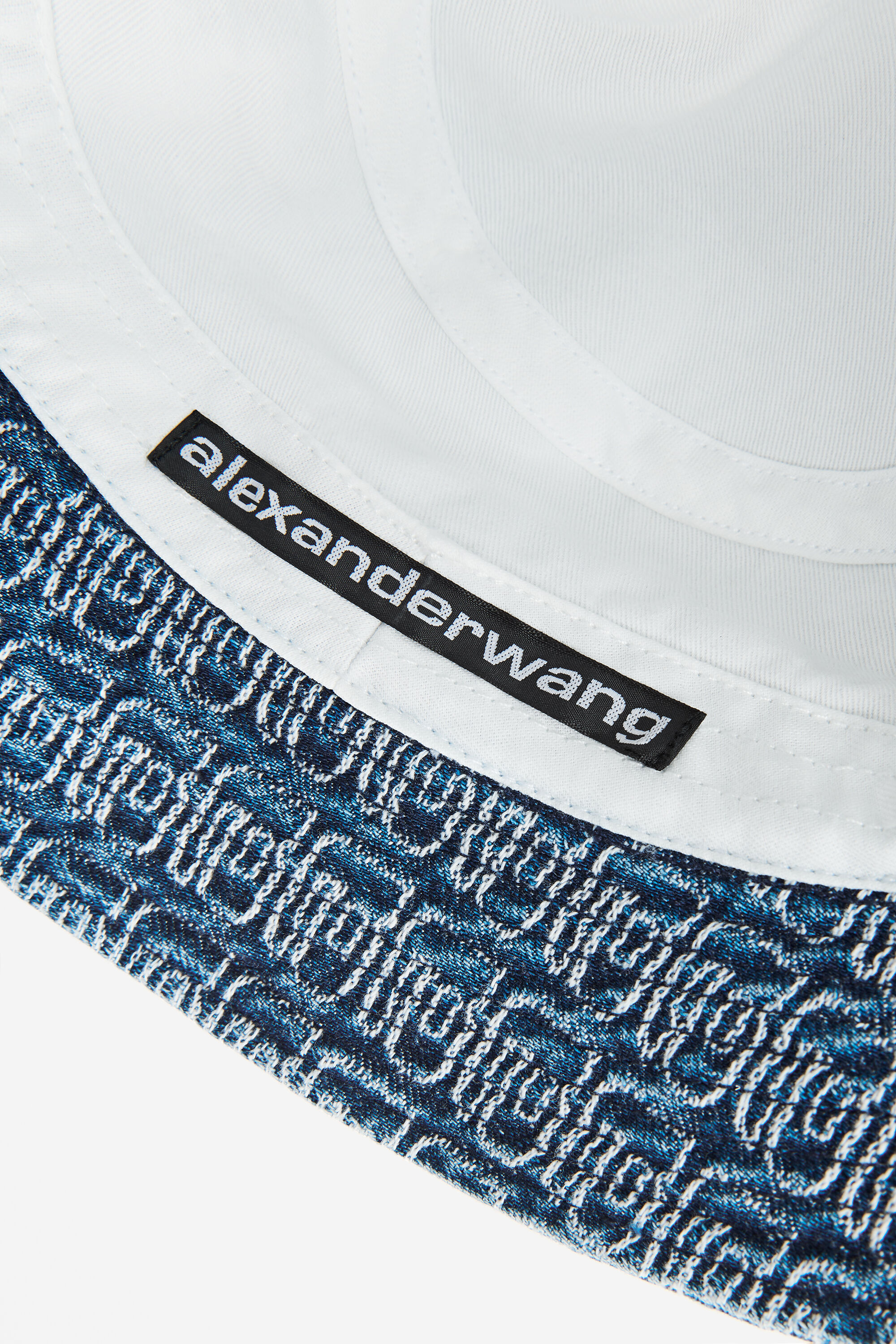 BUCKET HAT IN LOGO JACQUARD DENIM