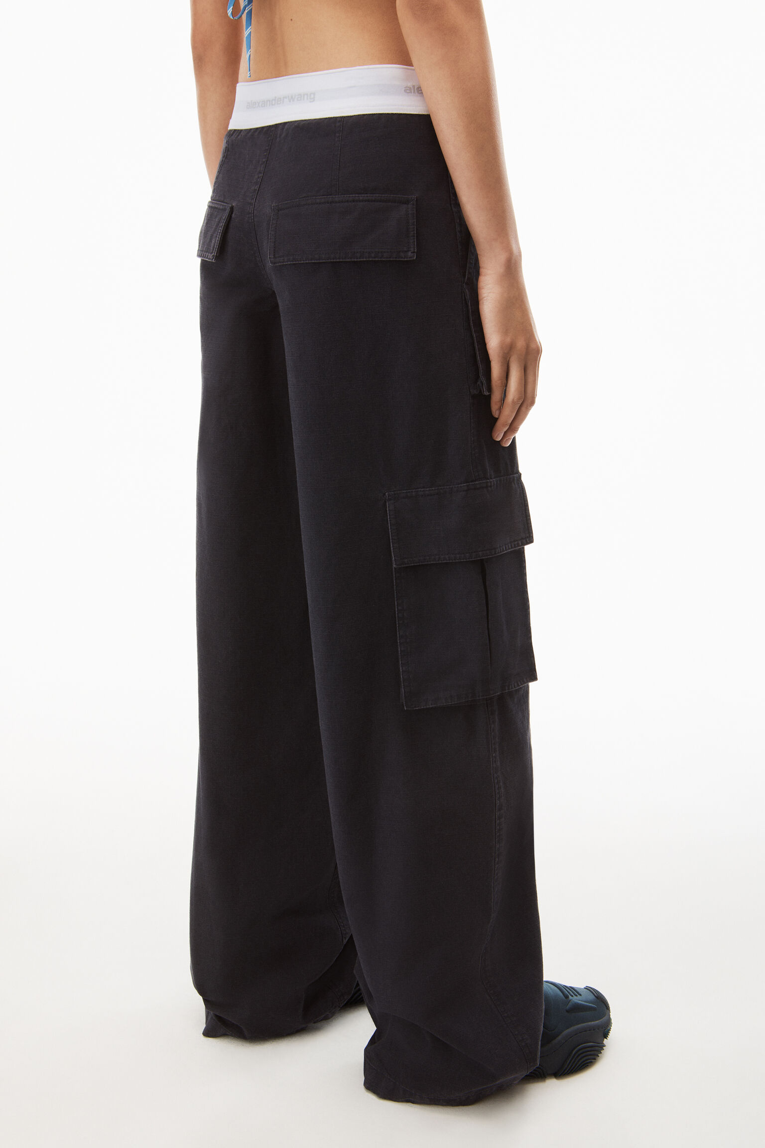 LOGO CARGO PANT IN RIPSTOP COTTON in BLACK ICE | alexanderwang®