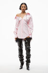 alexander wang off-shoulder shirt dress in cotton poplin light pink/white