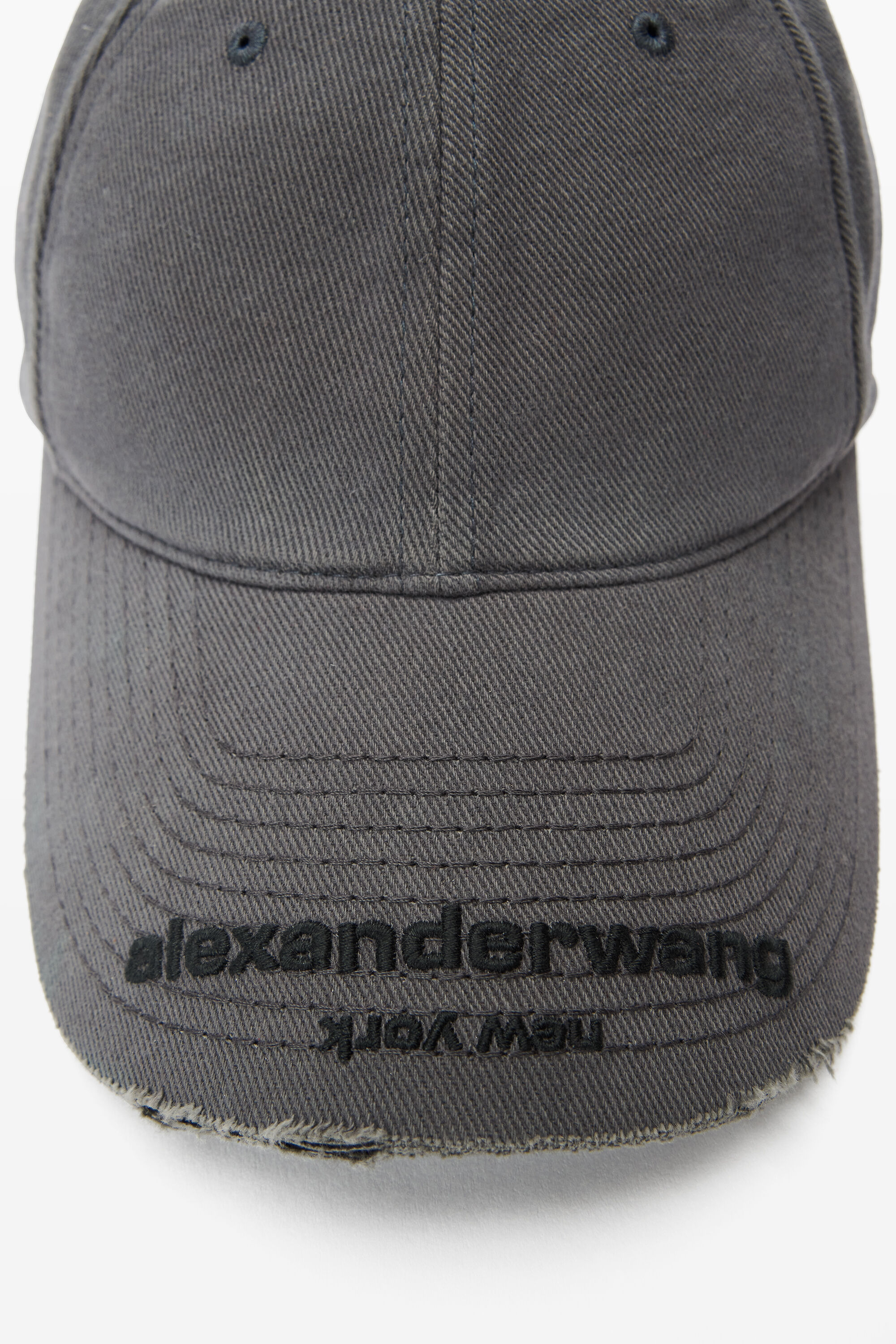 UWC1259022029CE.jpg?sw=1200
