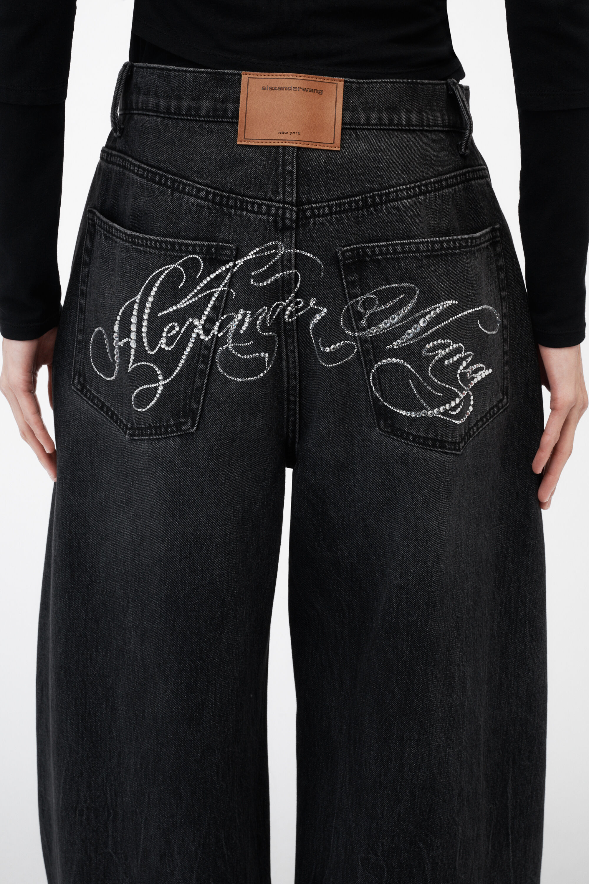 CRYSTAL CURSIVE LOGO BLOW UP JEAN in GREY AGED | alexanderwang®