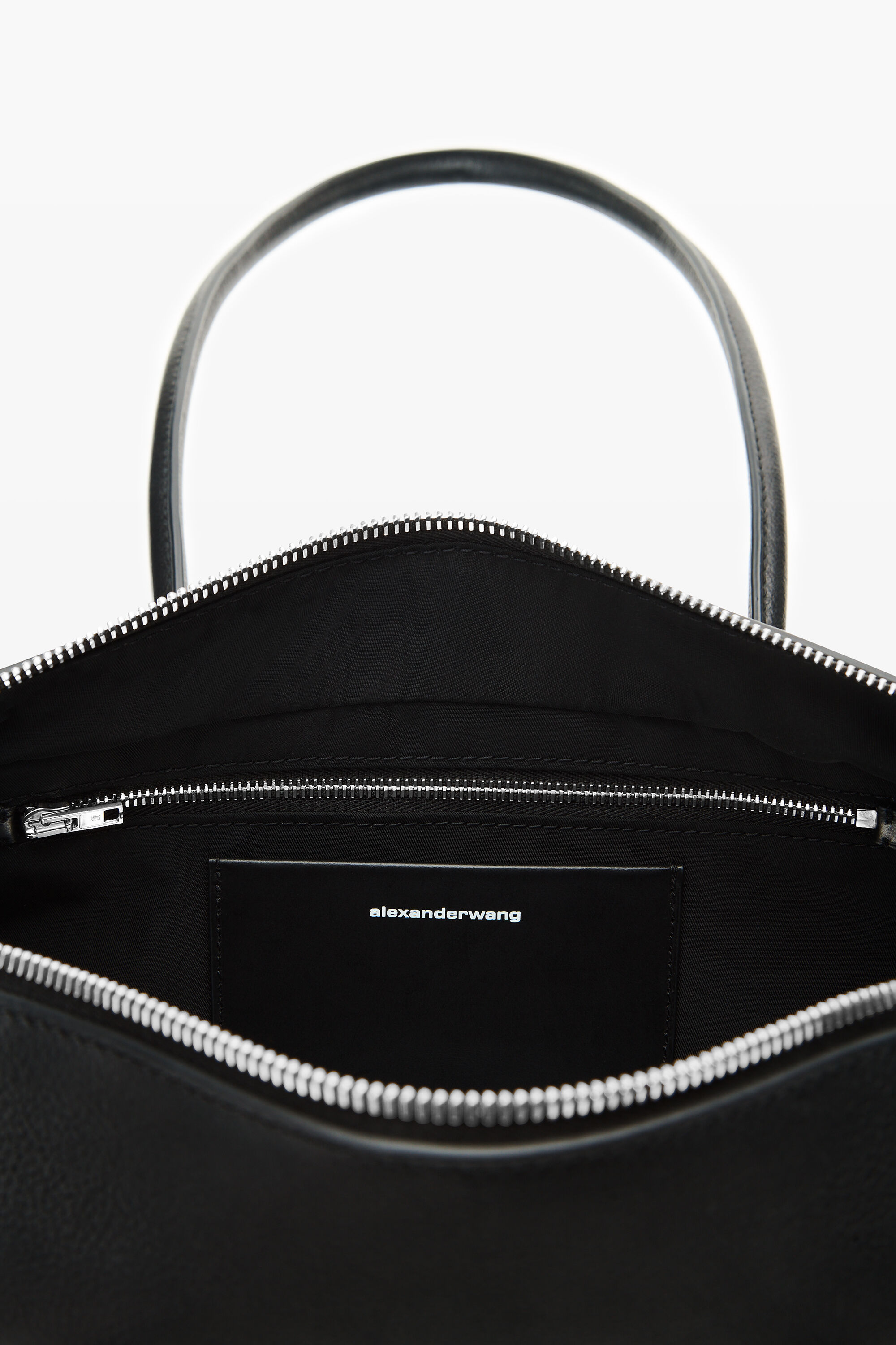 alexanderwang☆関税込み☆ツイストトップハンドルバッグ 20425K14L001D.jpg?sw=1200