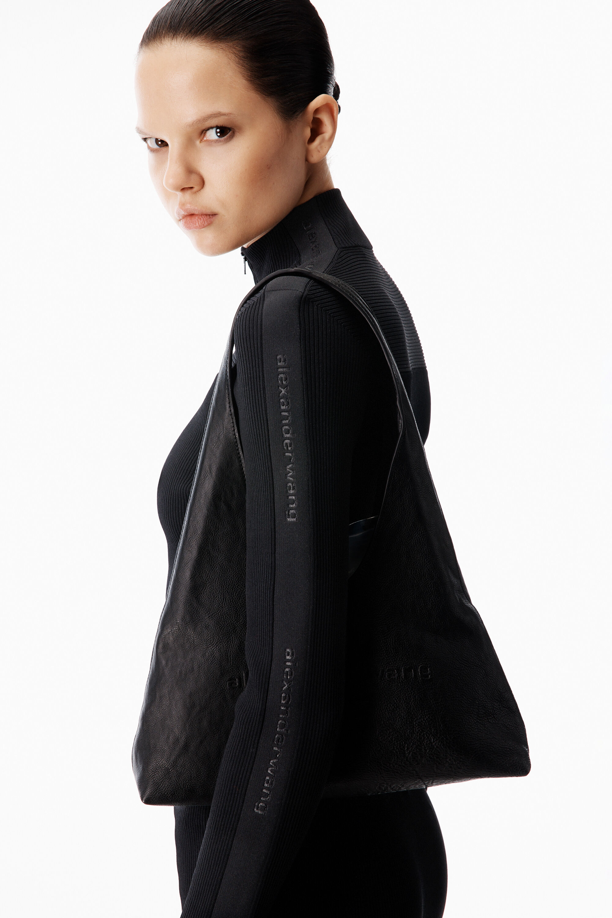 alexanderwang アレキサンダーワング Pike Medium Shoulder BLACK
