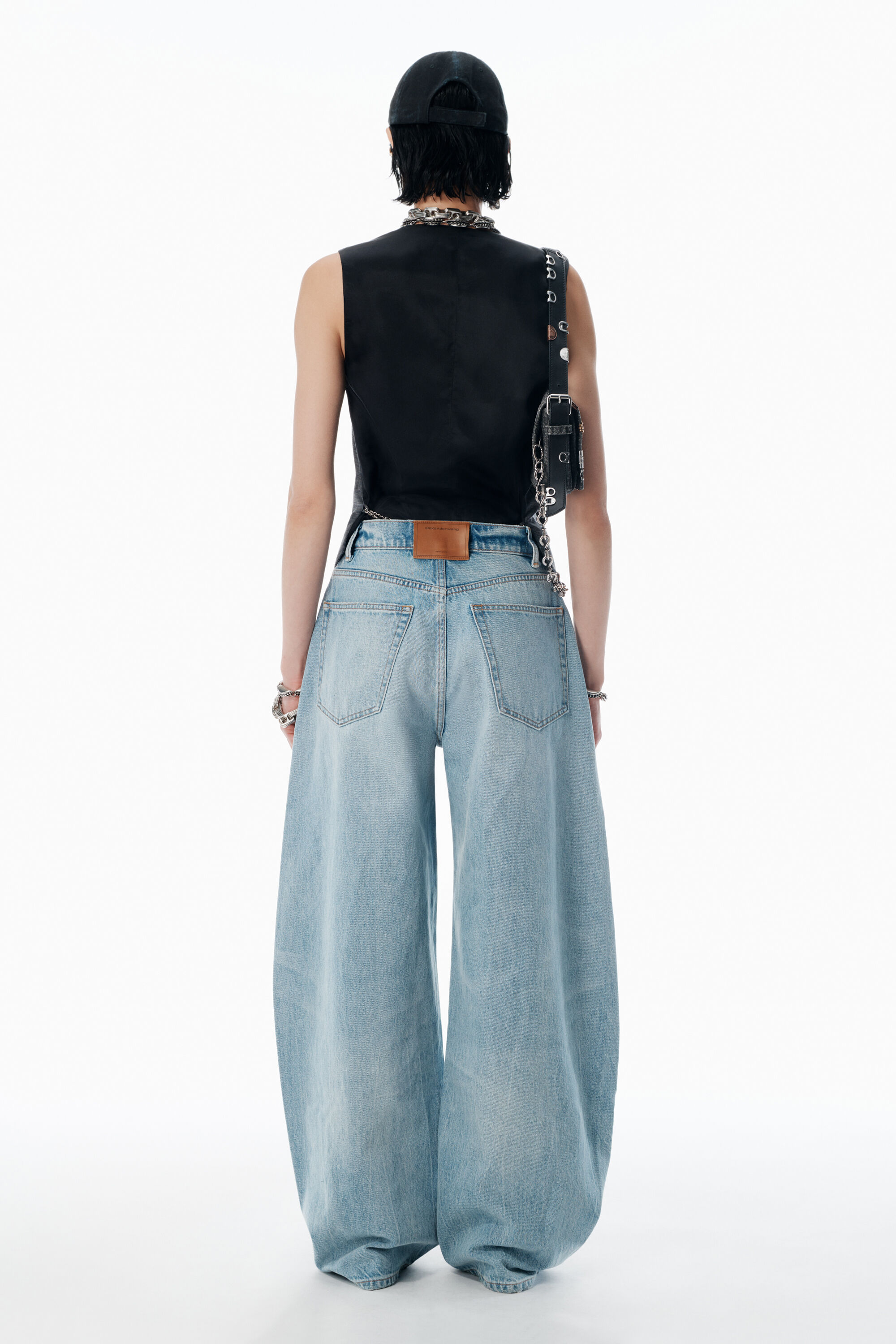 blow up bleach blue mid-rise jeans in VINTAGE BLEACH BLUE