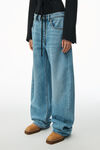 Oversize-Jeans aus recyceltem Denim mit niedrigem Bund