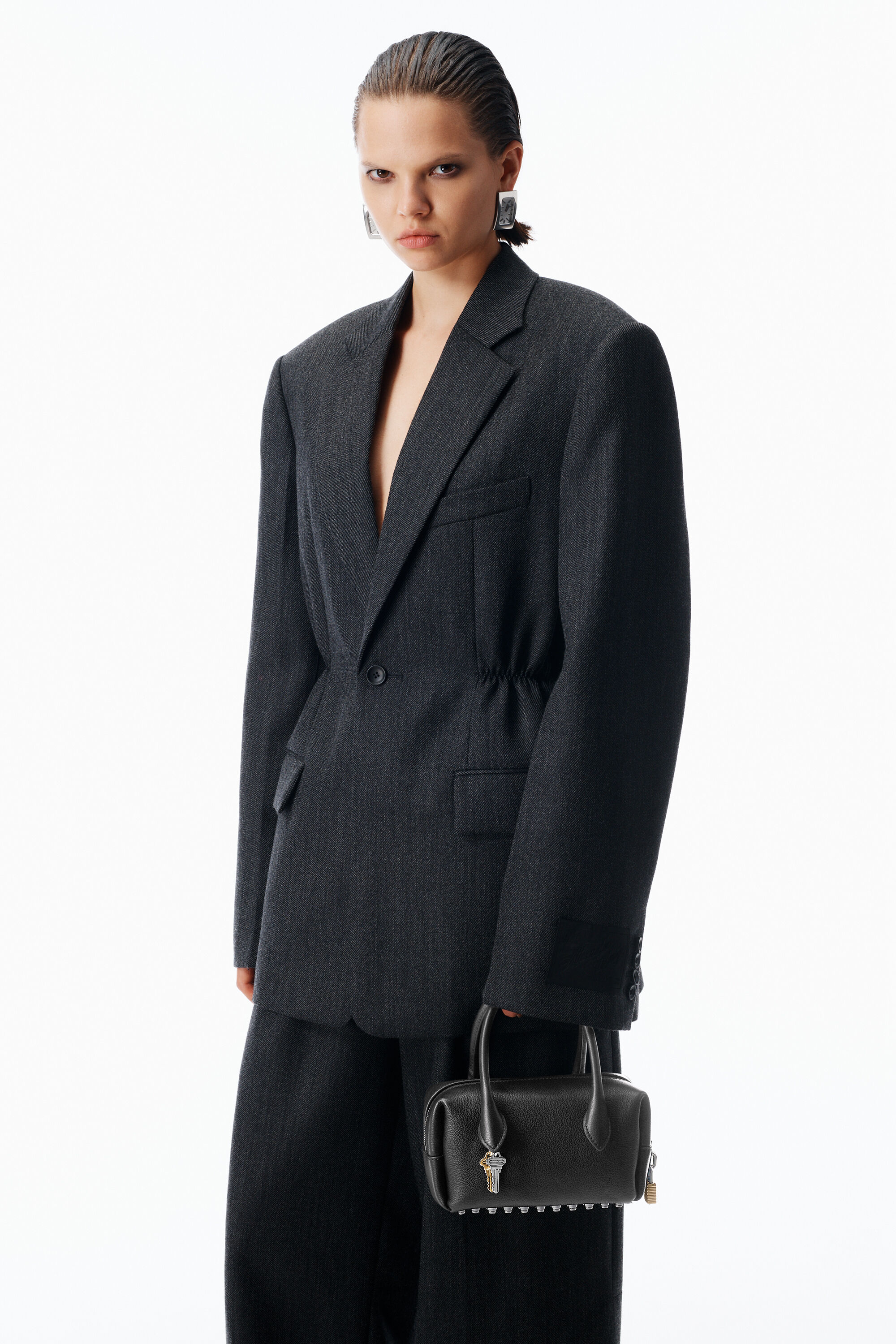 20425R12L001E.jpg?sw=1200