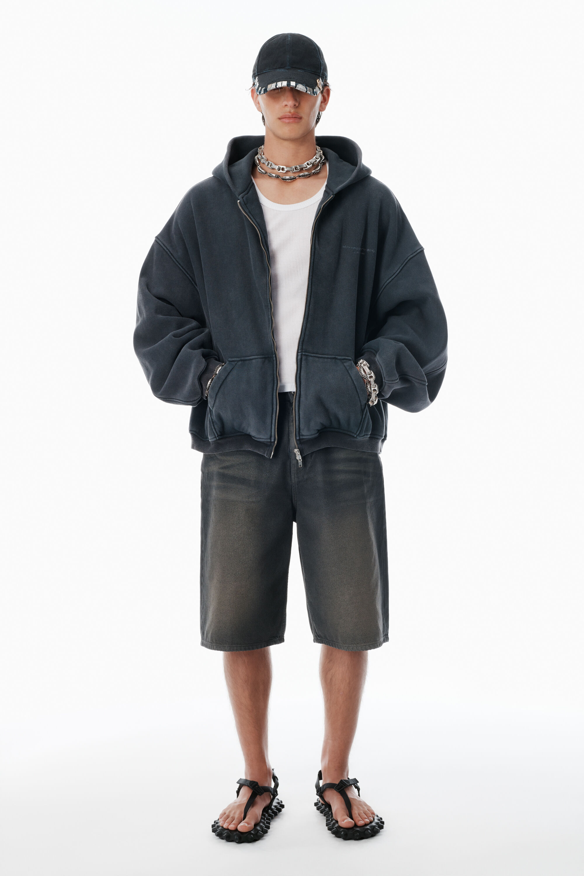 「666」alexanderwang ブラック パーカー Black Cotton Logo Zip-Up Hoodie in WASHED BLACK | alexanderwang®