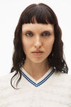 alexander wang cropped v-neck vest in compact cotton off white/marine