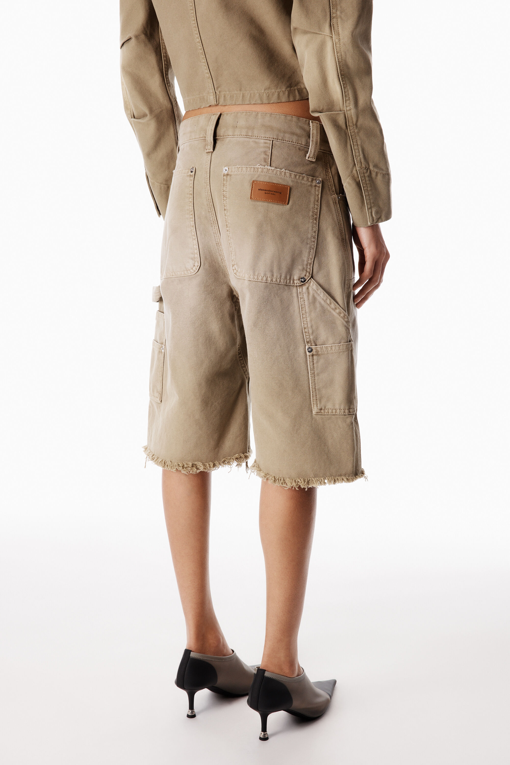 Zip Mid-Rise Carpenter Short