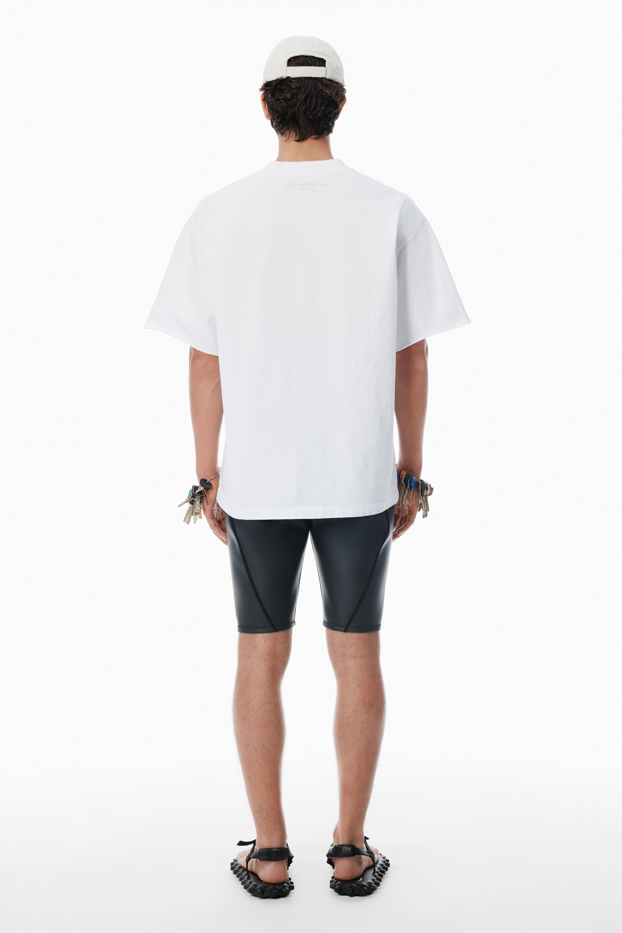 うっちー White Cotton Oversized Logo T-Shirt in WHITE | alexanderwang®