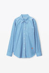 alexander wang apple boyfriend shirt in compact cotton blue/pink