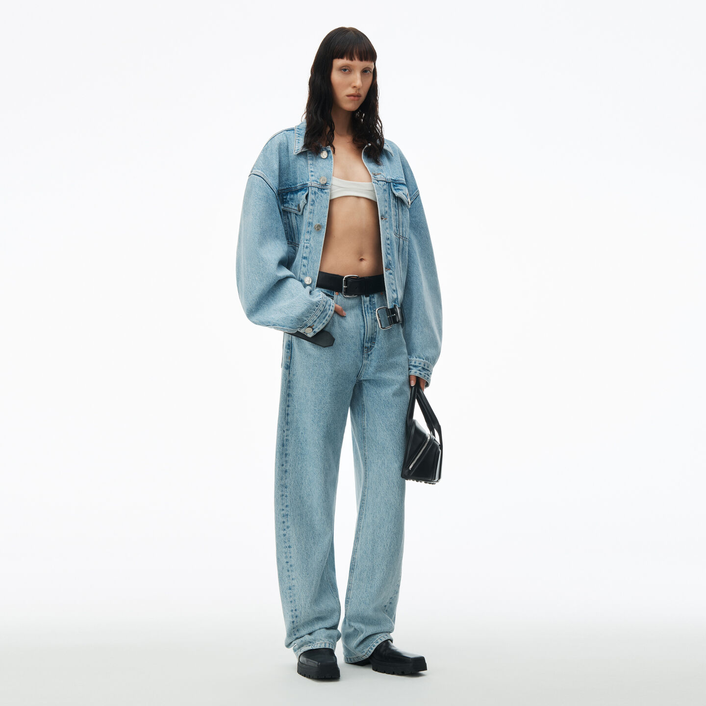 Alexander Wang Leather Belted Balloon Jeans In Bleach