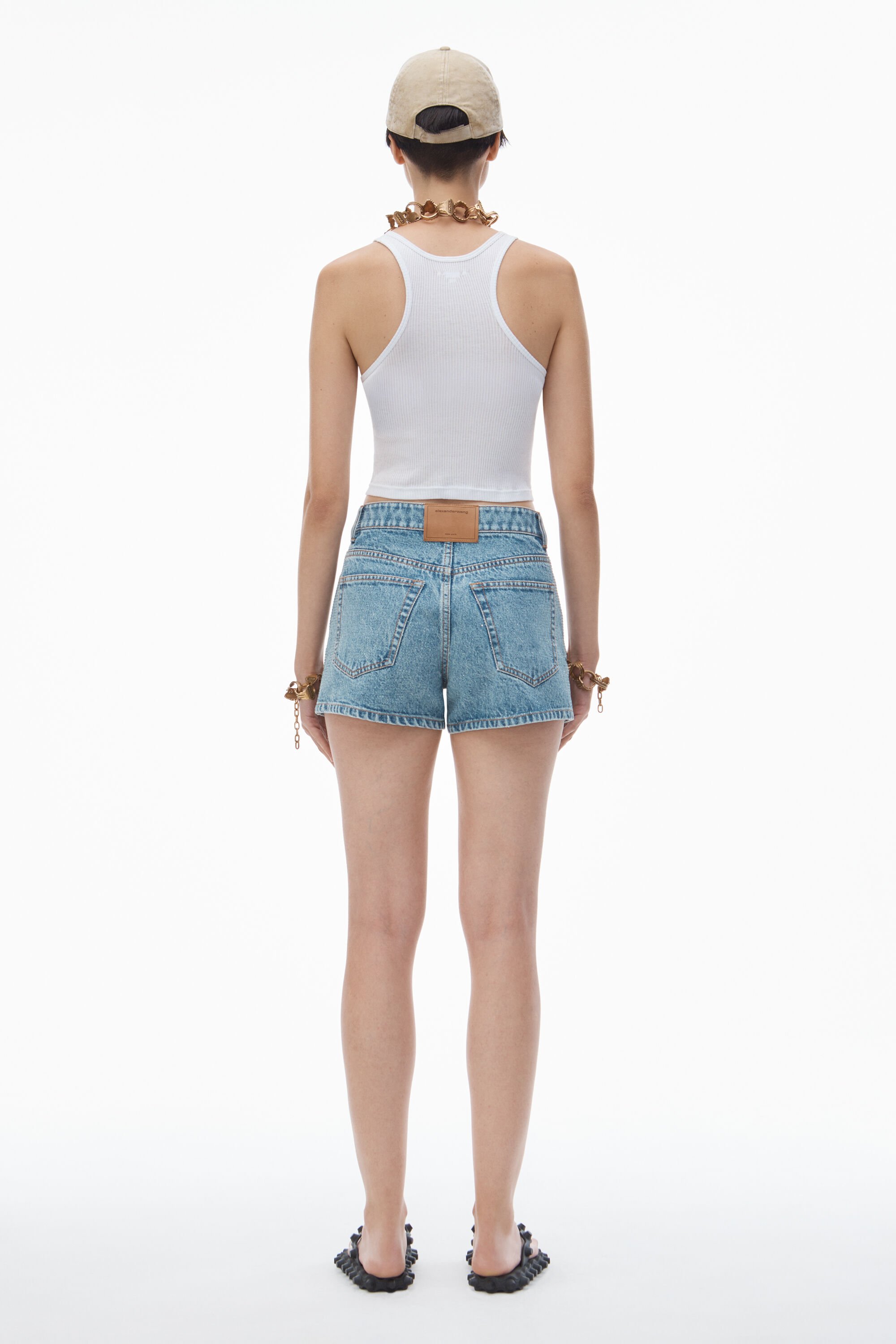 1WC2244306486D.jpg?sw=786