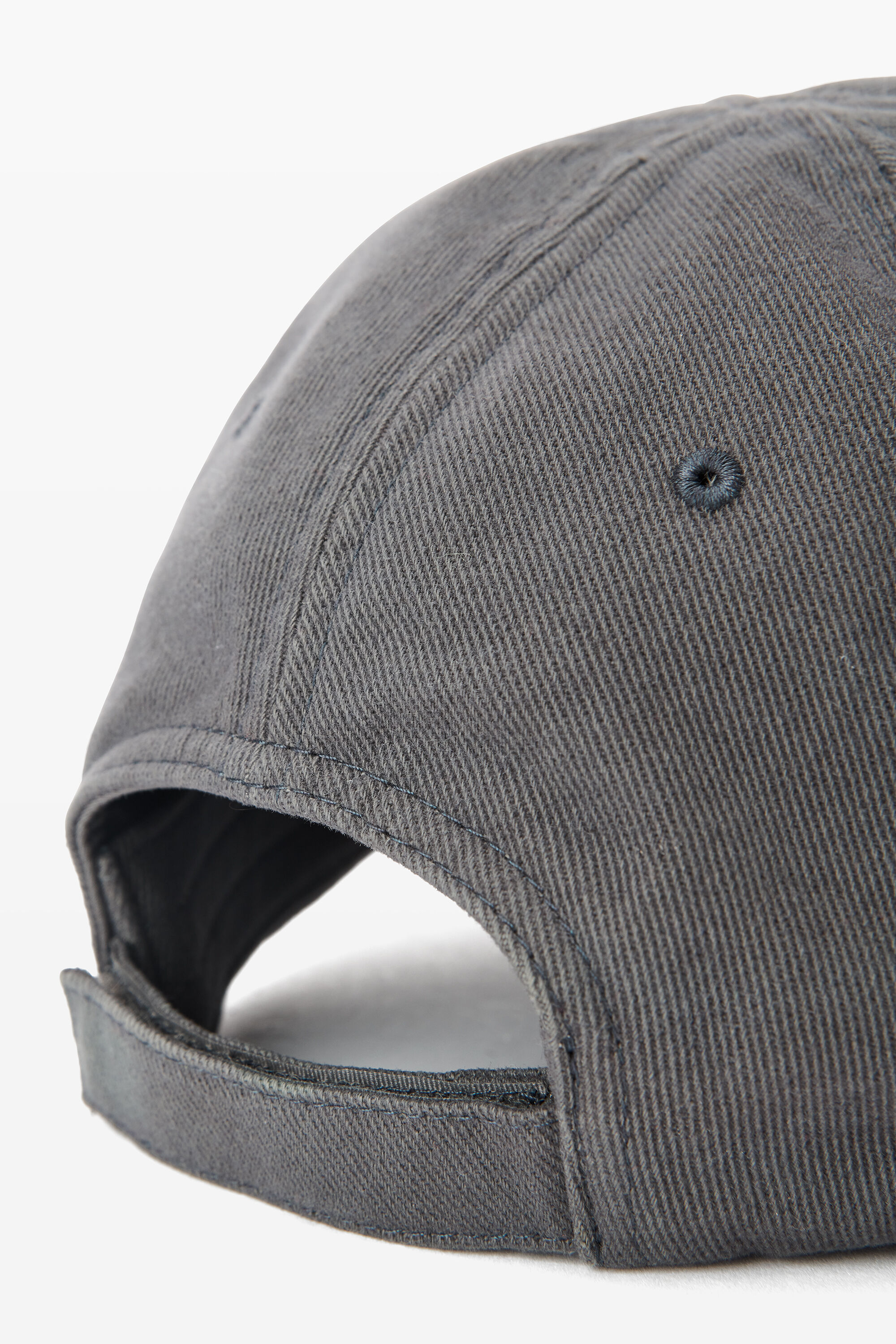 DISTRESSED BASEBALL CAP in WASHED ASPHALT | alexanderwang®