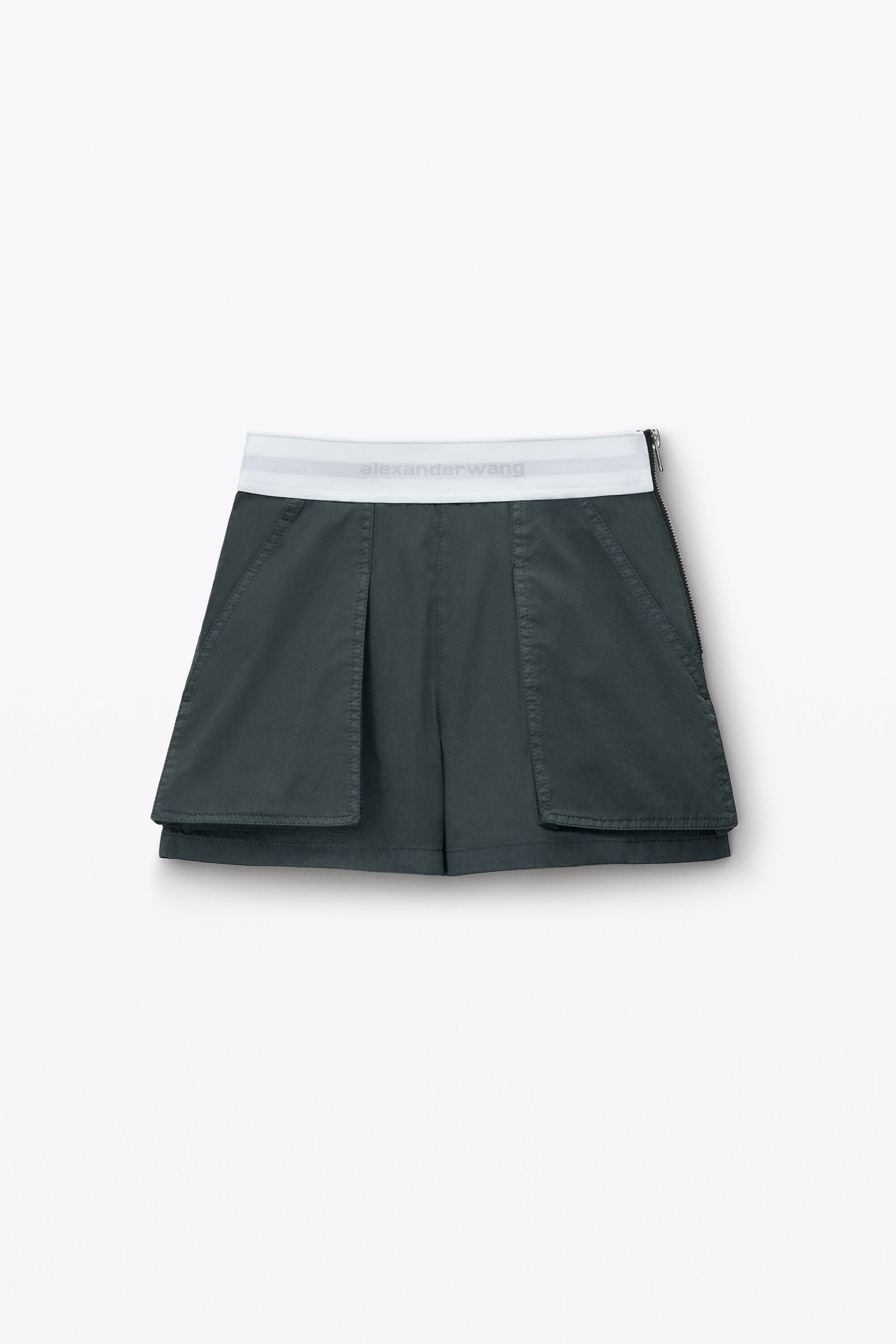 パンツ alexanderwang High Waisted Cargo Short High-Waisted Cargo Rave Short in OFF BLACK | alexanderwang®