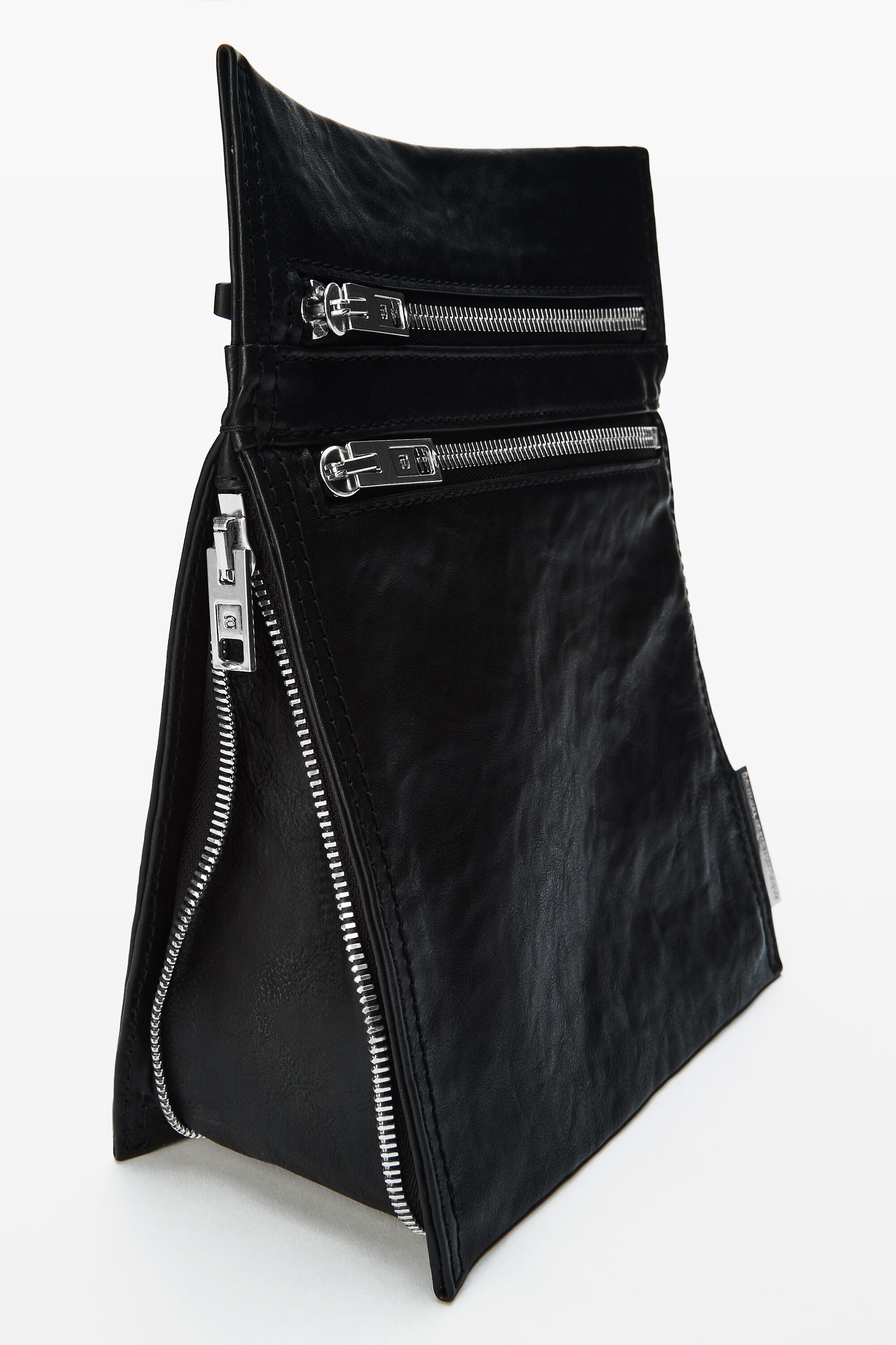 Axis Crossbody Pouch in Leather in BLACK | alexanderwang®