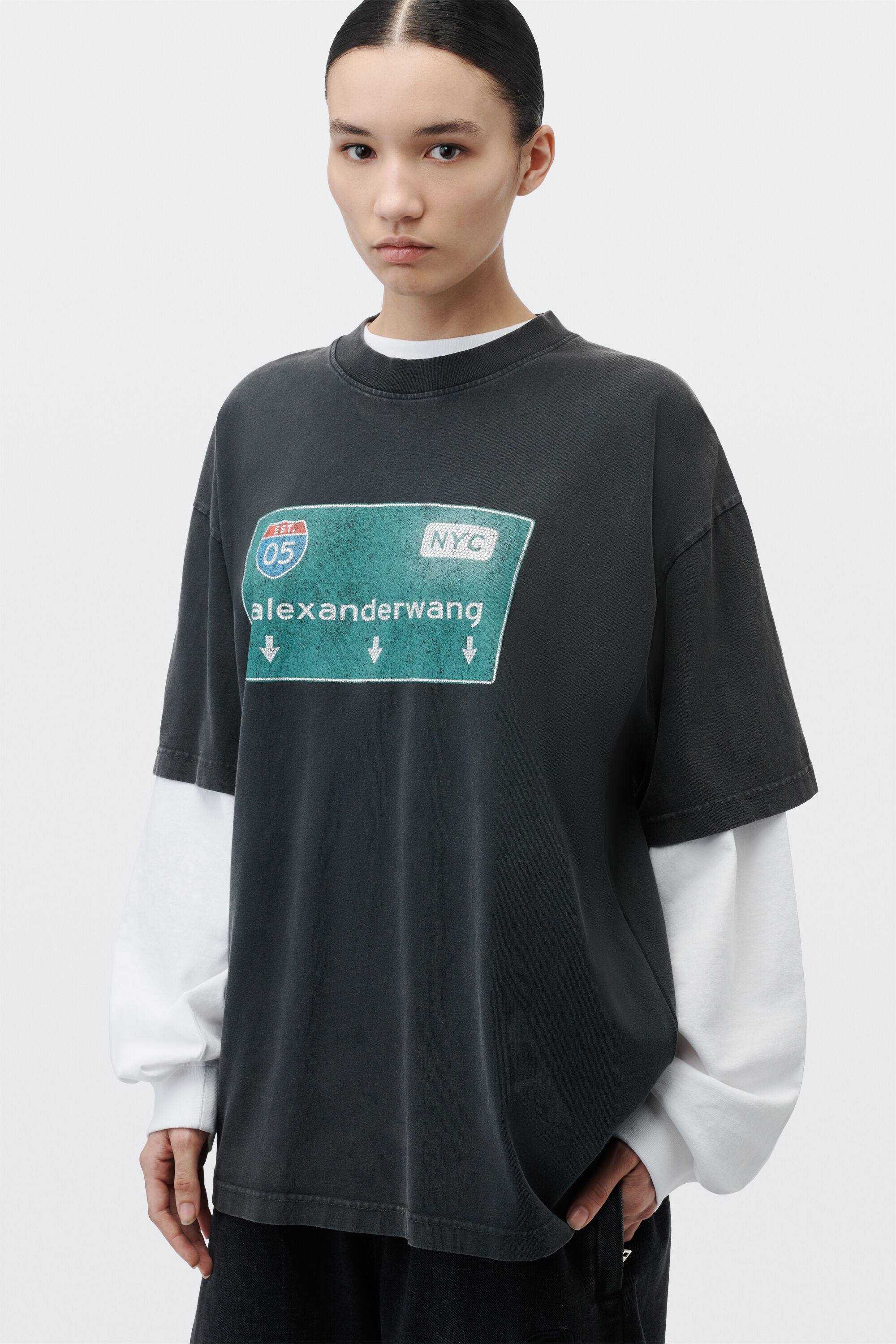 STREET SIGN GRAPHIC TEE in WASHED BLACK | alexanderwang®