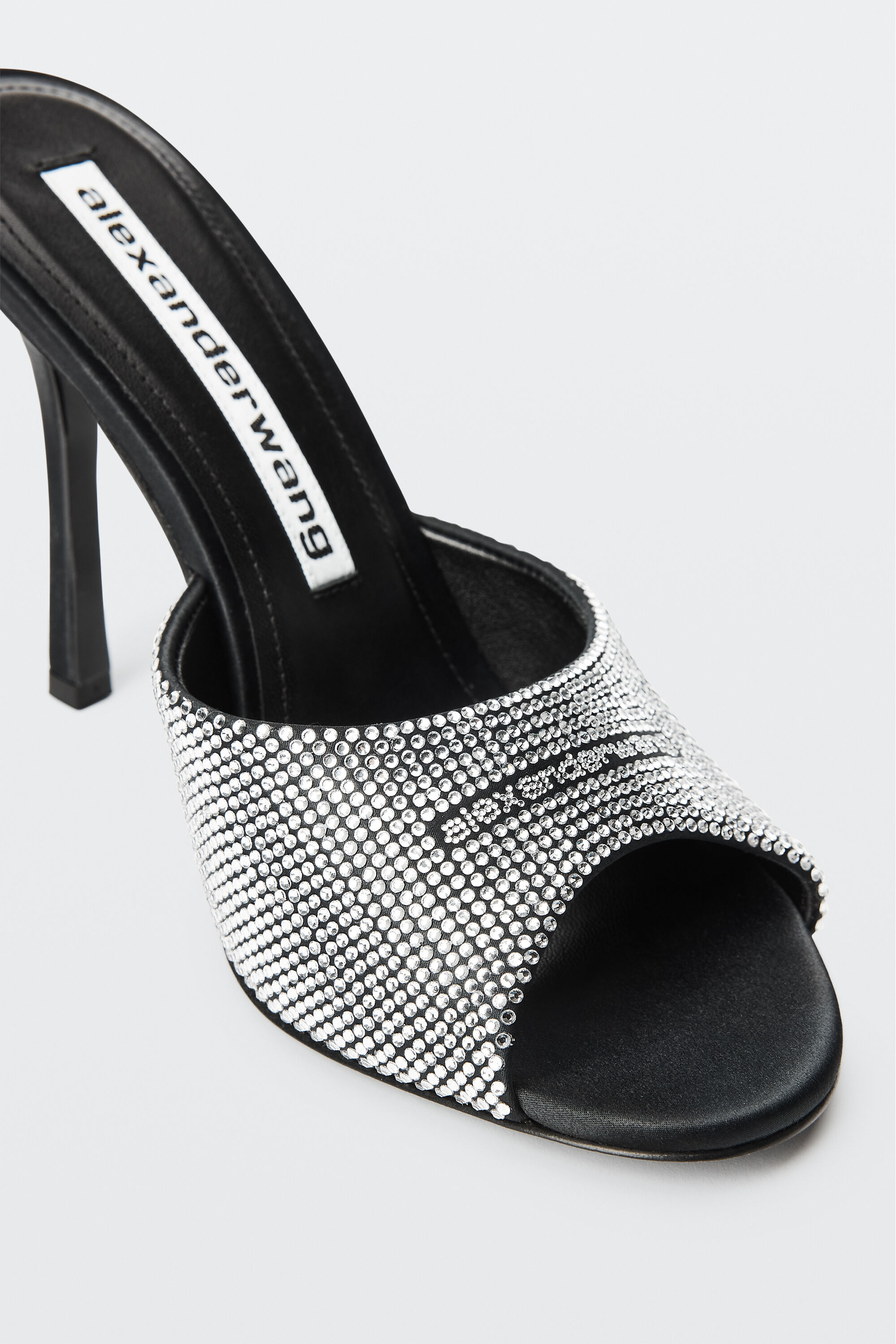 CHER 105MM MULE in BLACK/SILVER | alexanderwang®