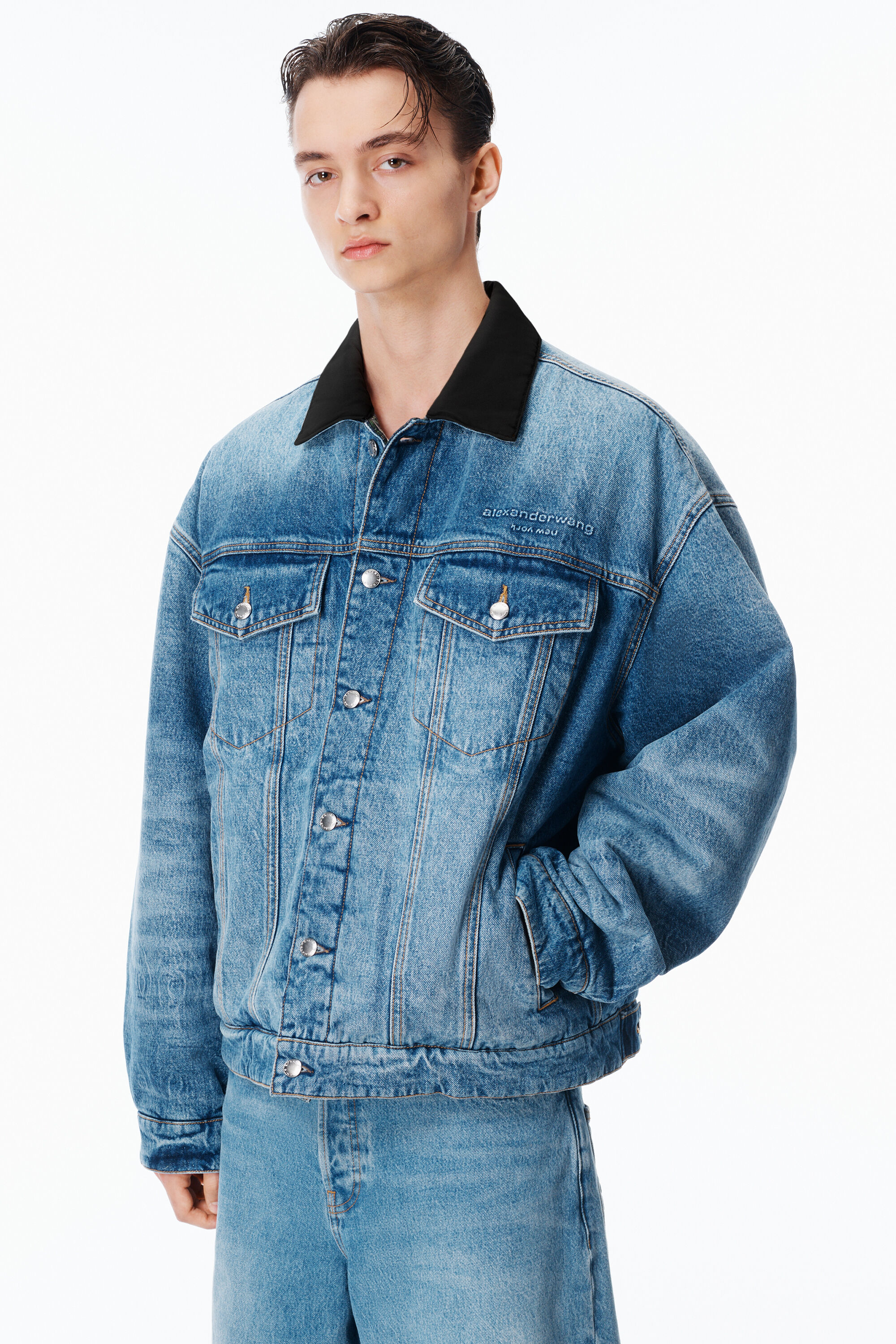 Reversible Trucker Jacket in VINTAGE MARBLED BLUE | alexanderwang®