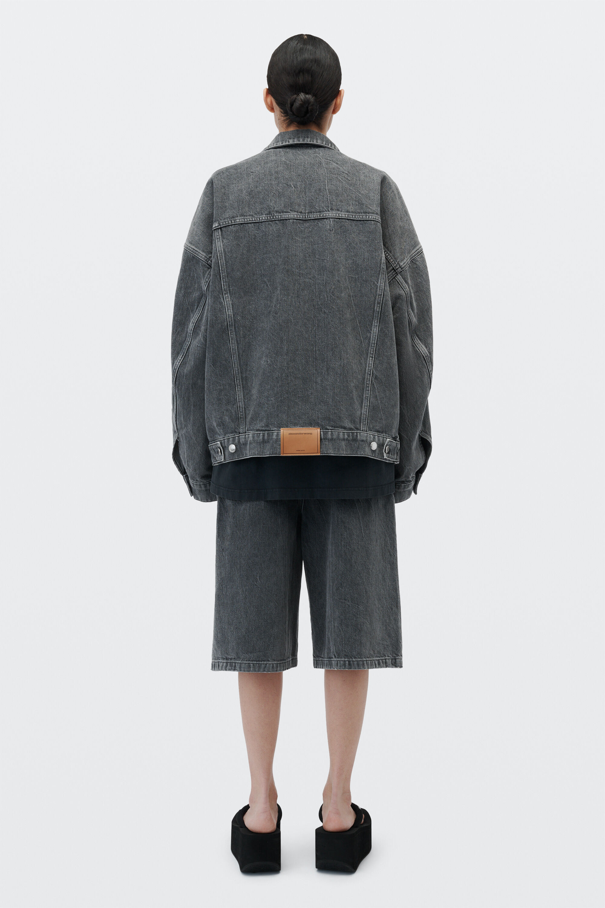 alexander wang 亚历山大王OVERSIZED TRUCKER JACKET WITH GRAPHIC